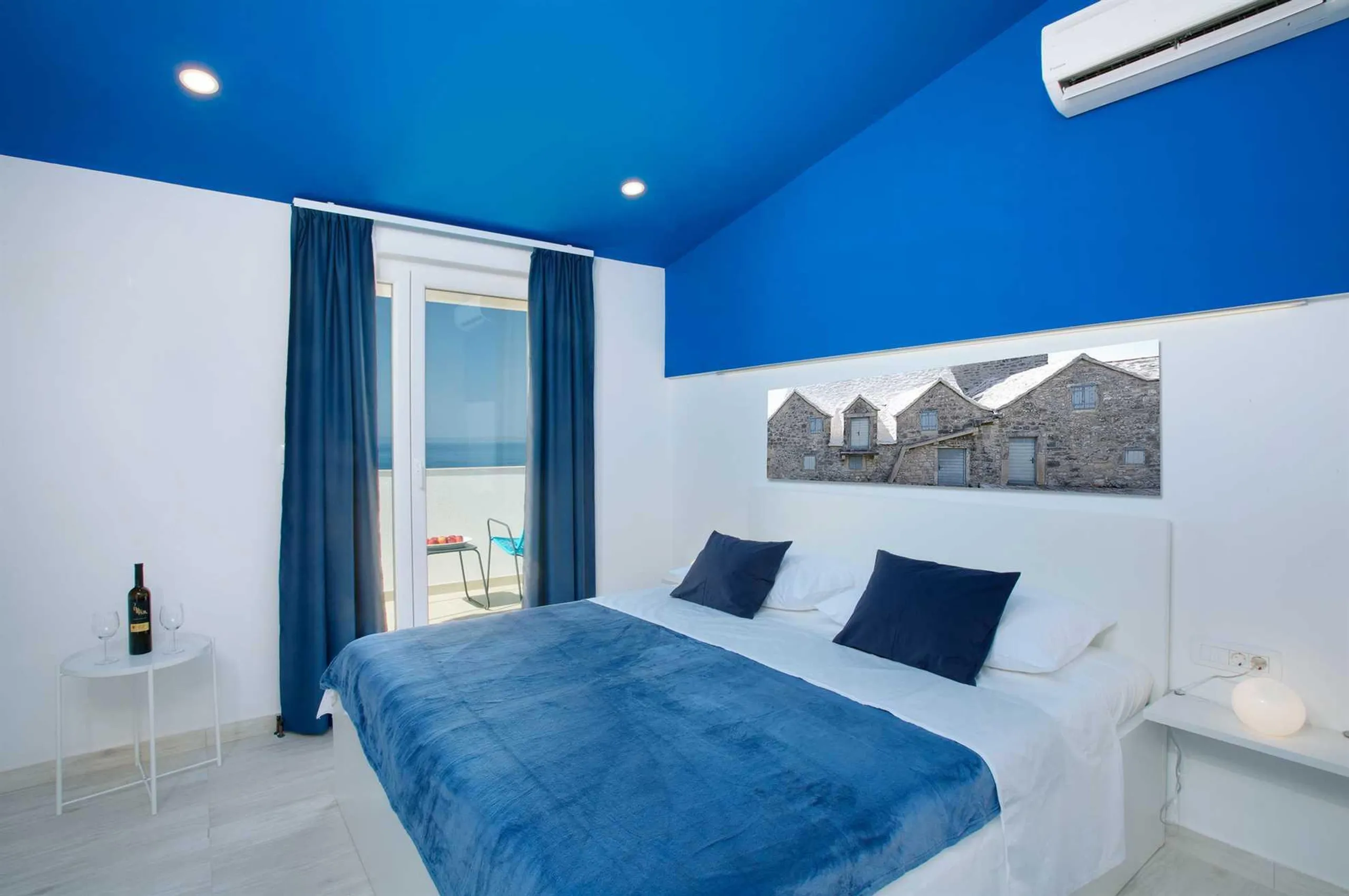 Exquisite Podcelina Villa Haven with Heated Pool, Stunning Views — photograph 11