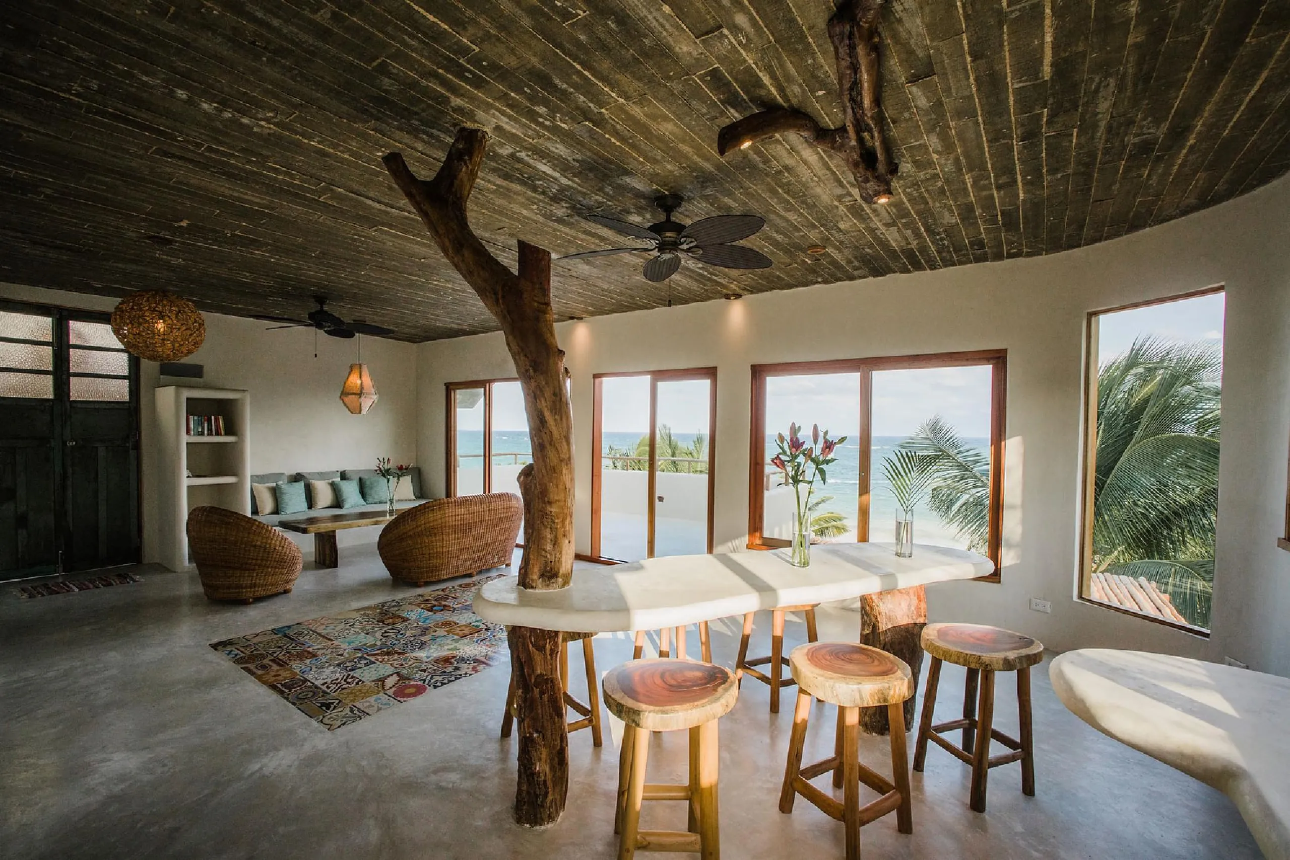 Beachfront Sustainable Eco Luxe Retreat Compound with Private Pool — photograph 12
