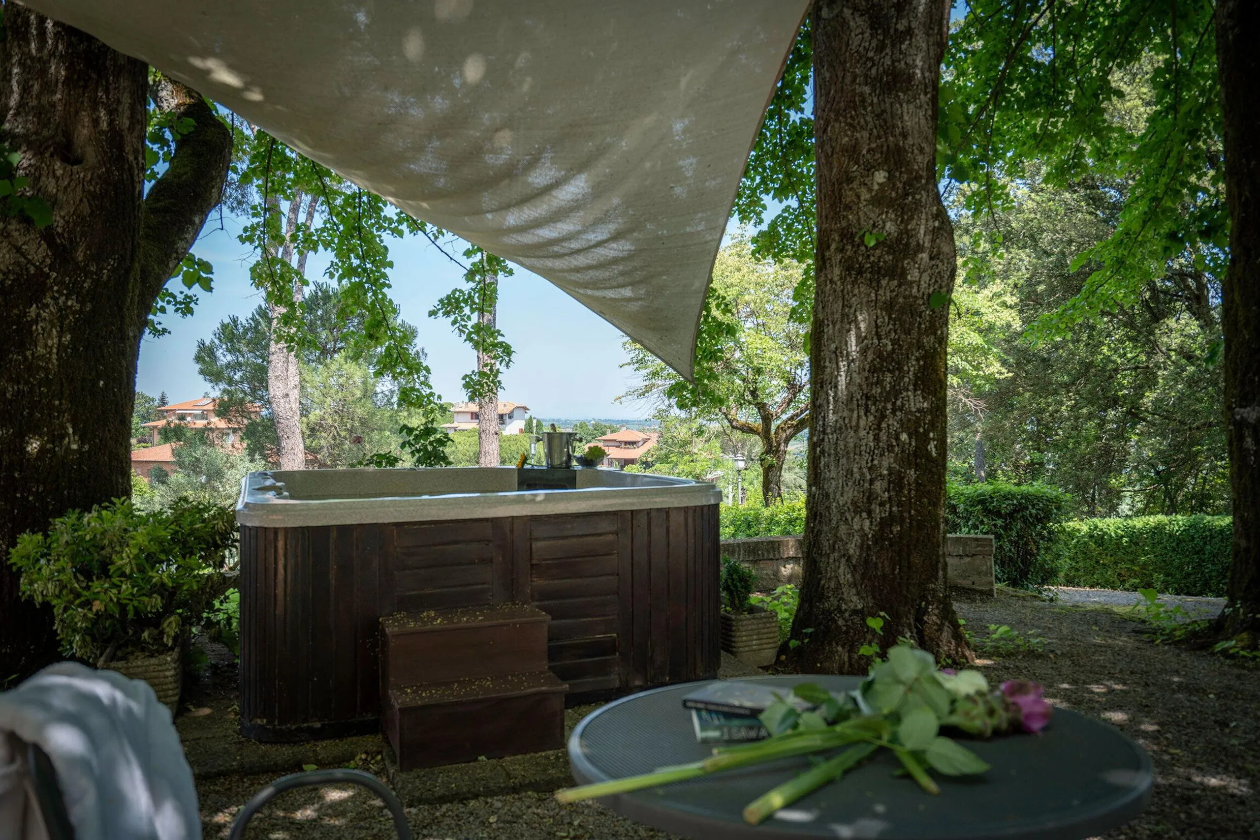 Imposing Localita Pignattaia Estate with Private Pool and Jacuzzi — photograph 7