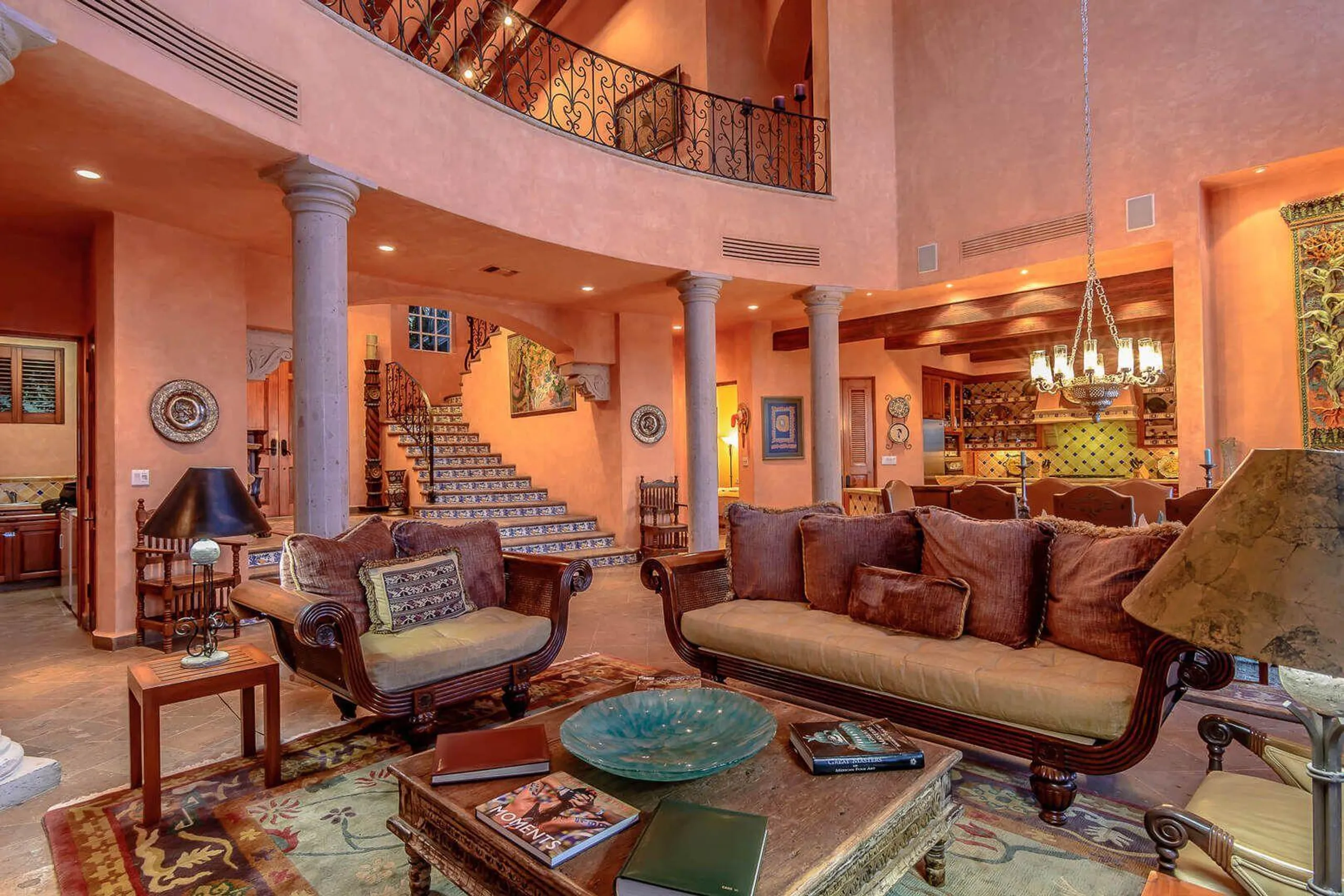 Elegant Palmilla Oceanfront Luxury Estate in VIllas Del mar with Grad Poll and Ocean Views — photograph 12