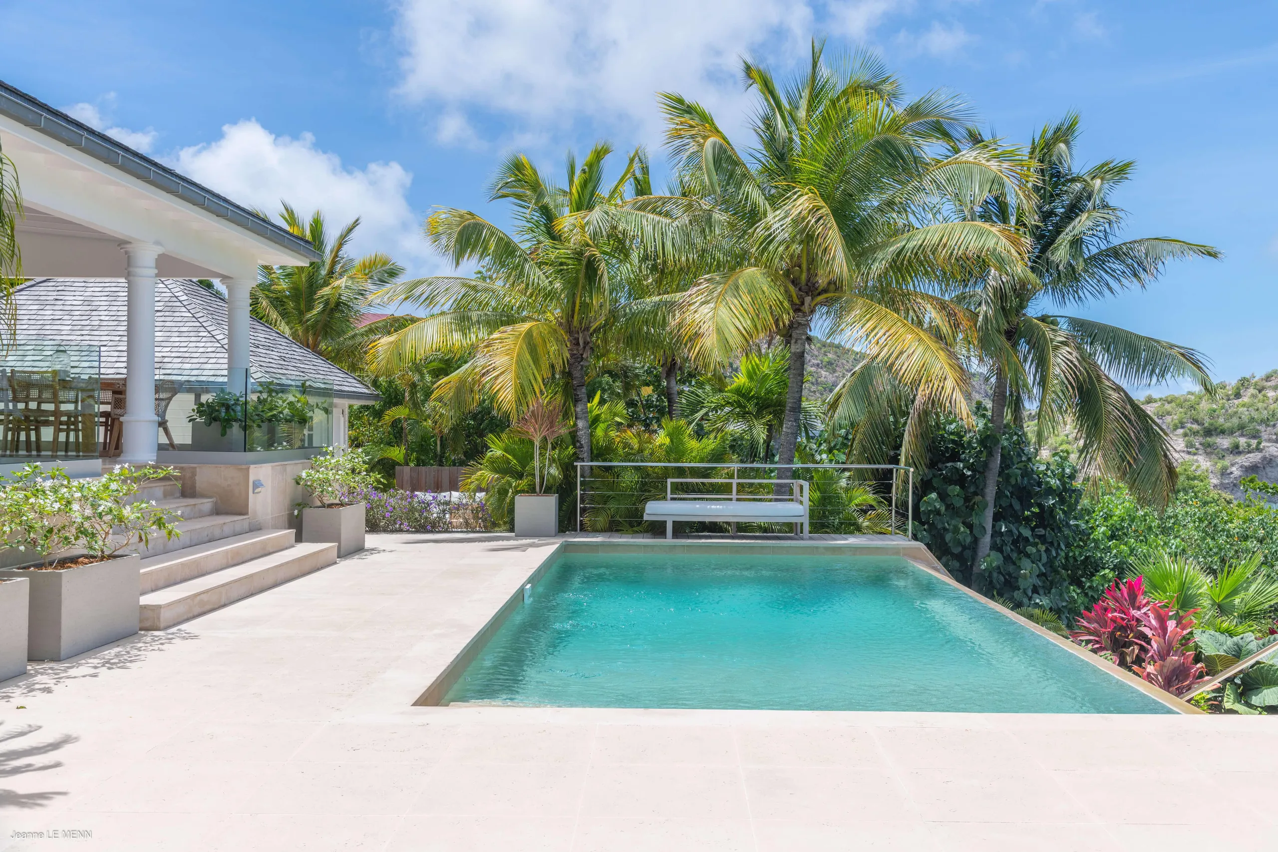 Bohemian-Inspired Hillside Villa with Stunning Ocean Views in St. Barths — photograph 8