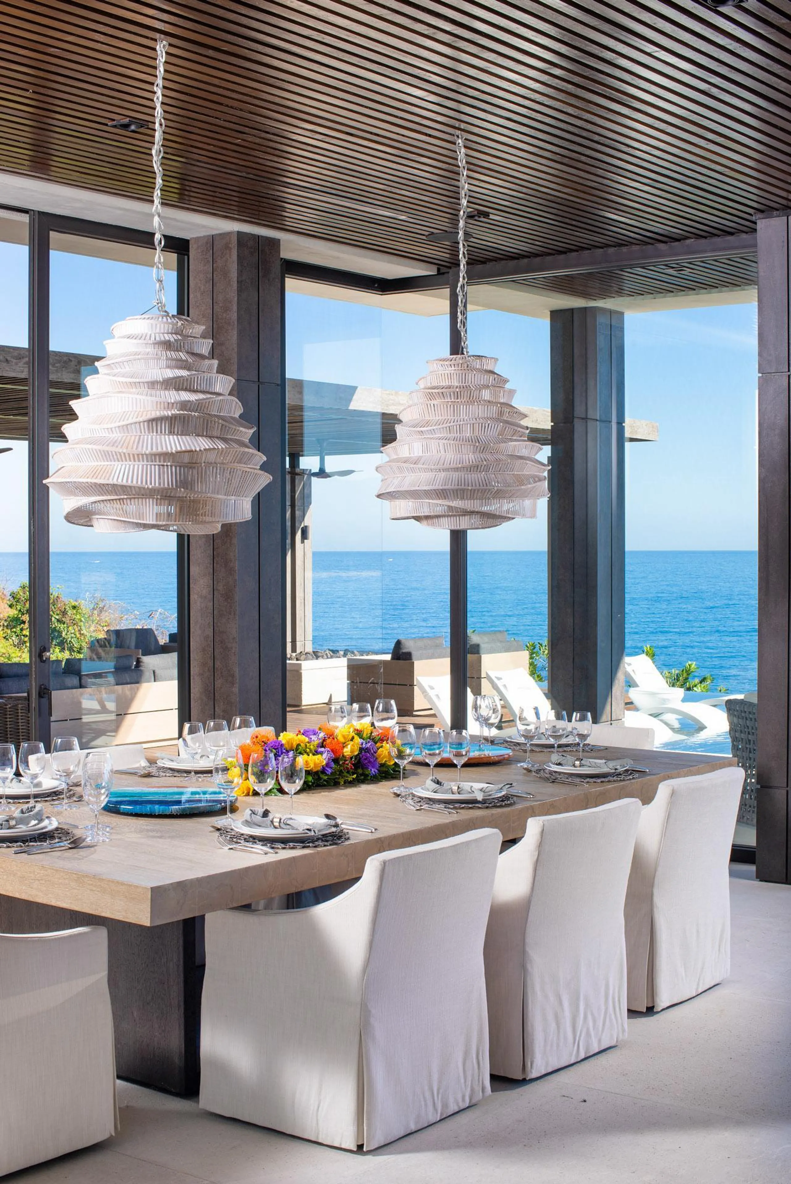 Kupuri Ultra Estate with Infinity Pool and Stunning Ocean Views — photograph 9