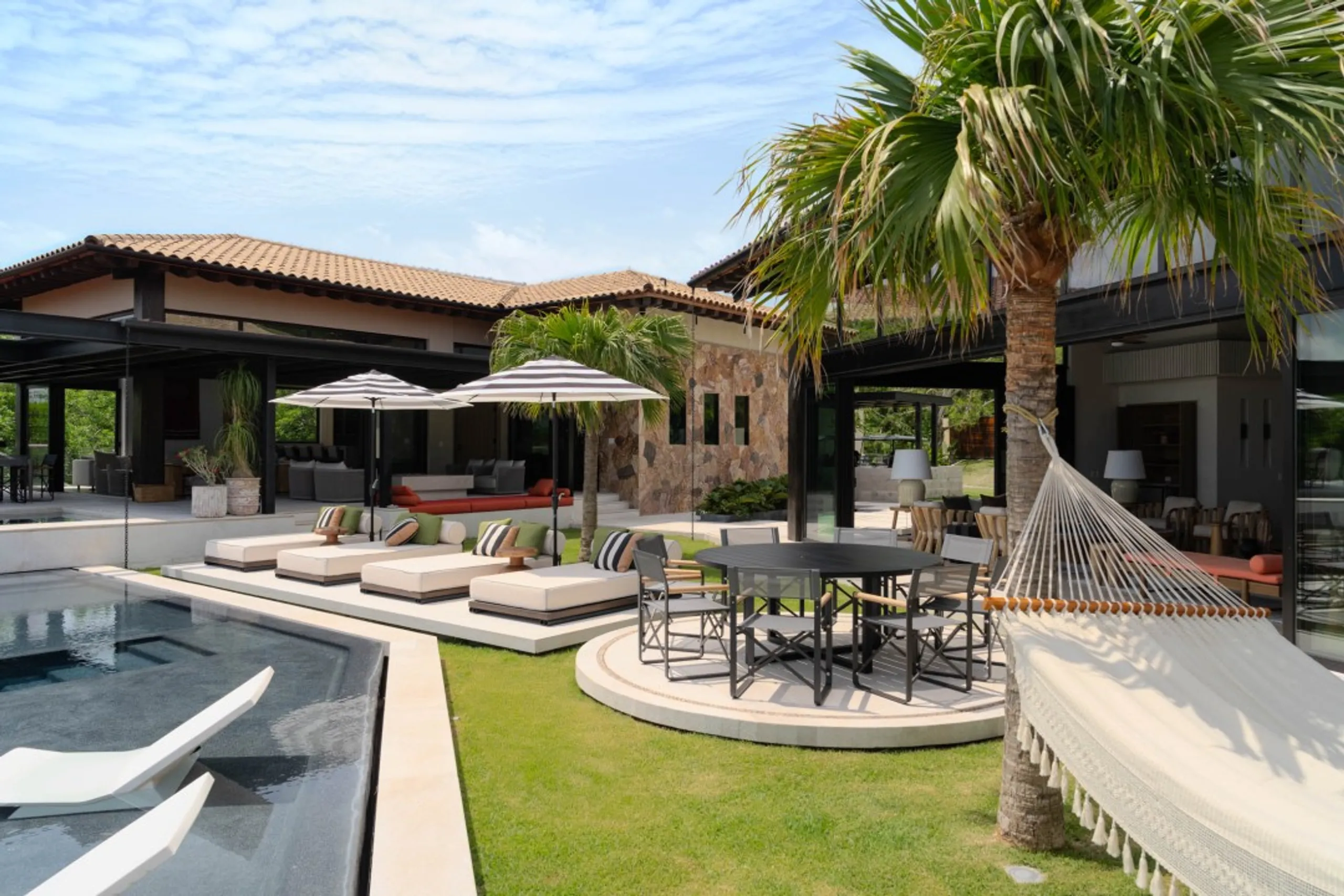 Spacious Punta Mita Villa with Beach Access & Panoramic Views — photograph 4