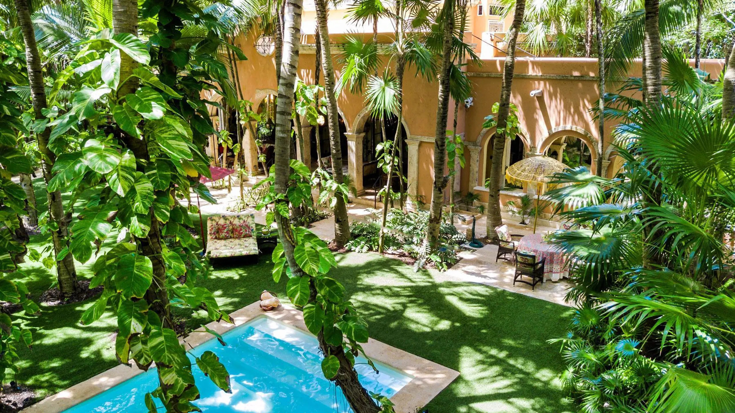 Tulum Grand Enchanting Estate with Private Pool and for Unforgettable Lush Grounds — photograph 8