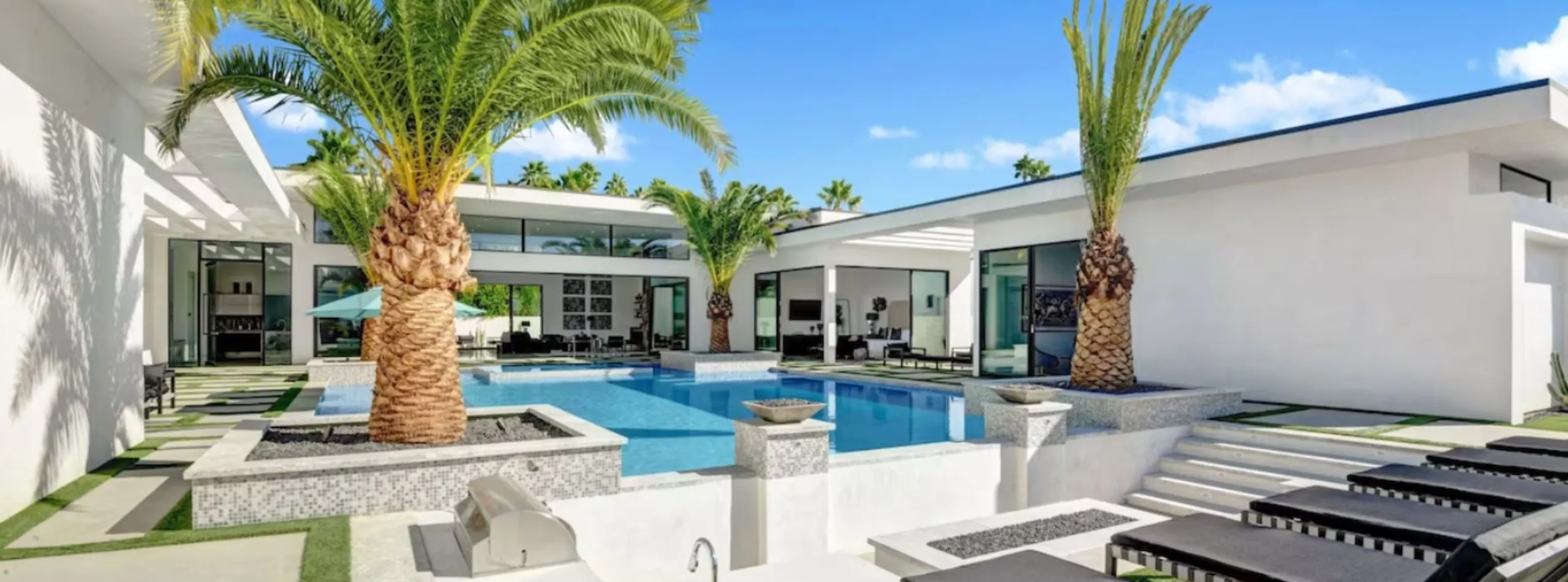 Modern Chic Villa in Rancho Mirage: with Private Pool, and Designer Finishes — photograph 10