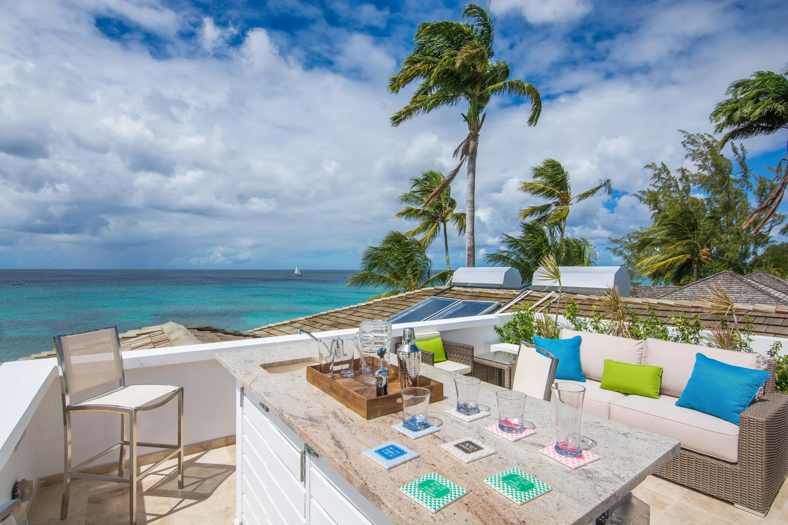 Barbados Beachfront Contemporary High End Villa with Elevated Sea View — photograph 12