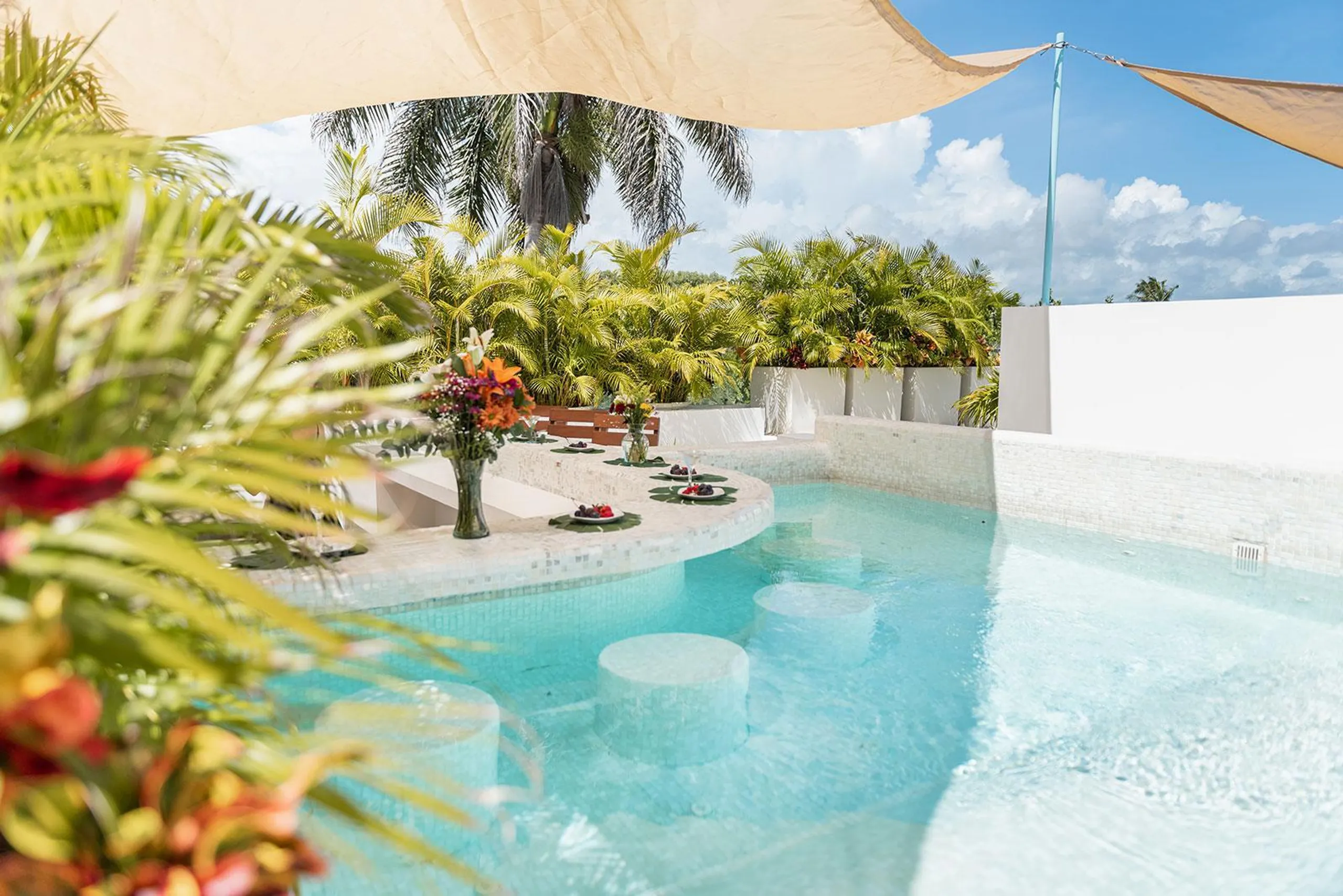 Panoramic Luxe Retreat with Infinity Pool Stunning Ocean Vistas and Serenity — photograph 4