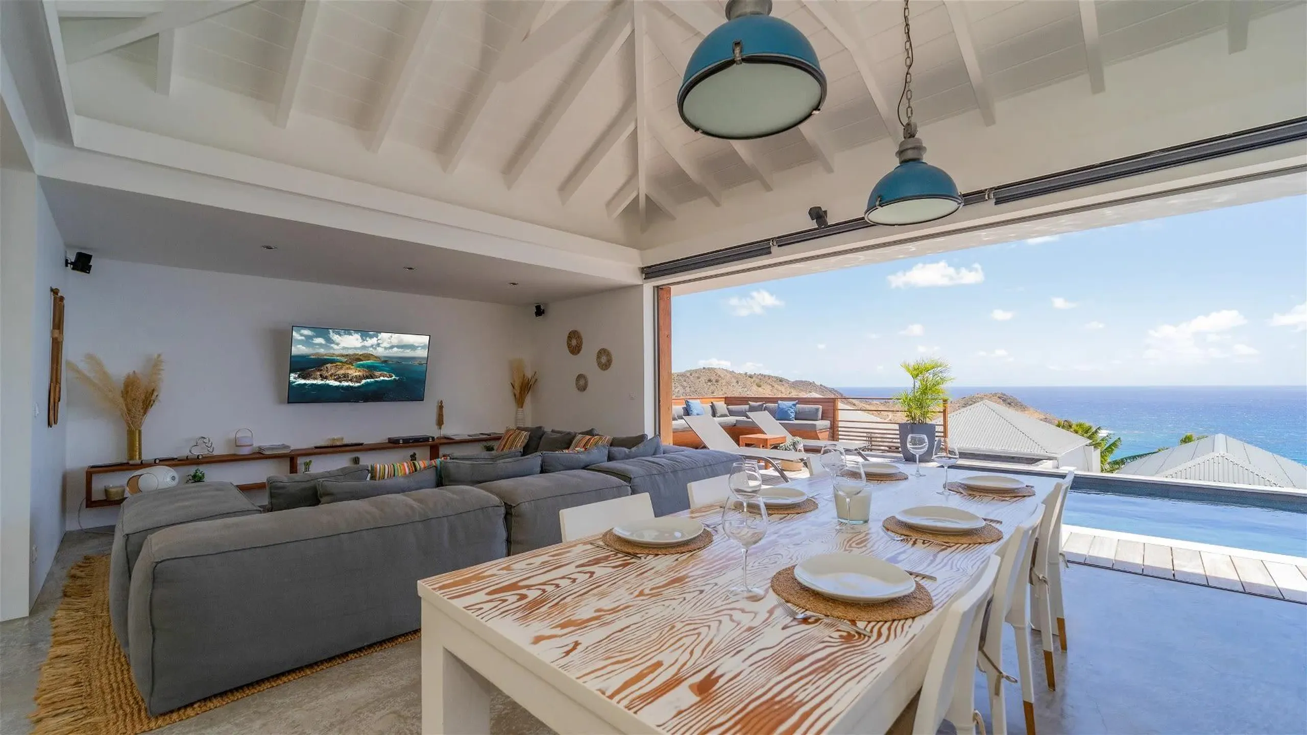 Beautiful Oceanview Villa with Invigorating Pool — photograph 4