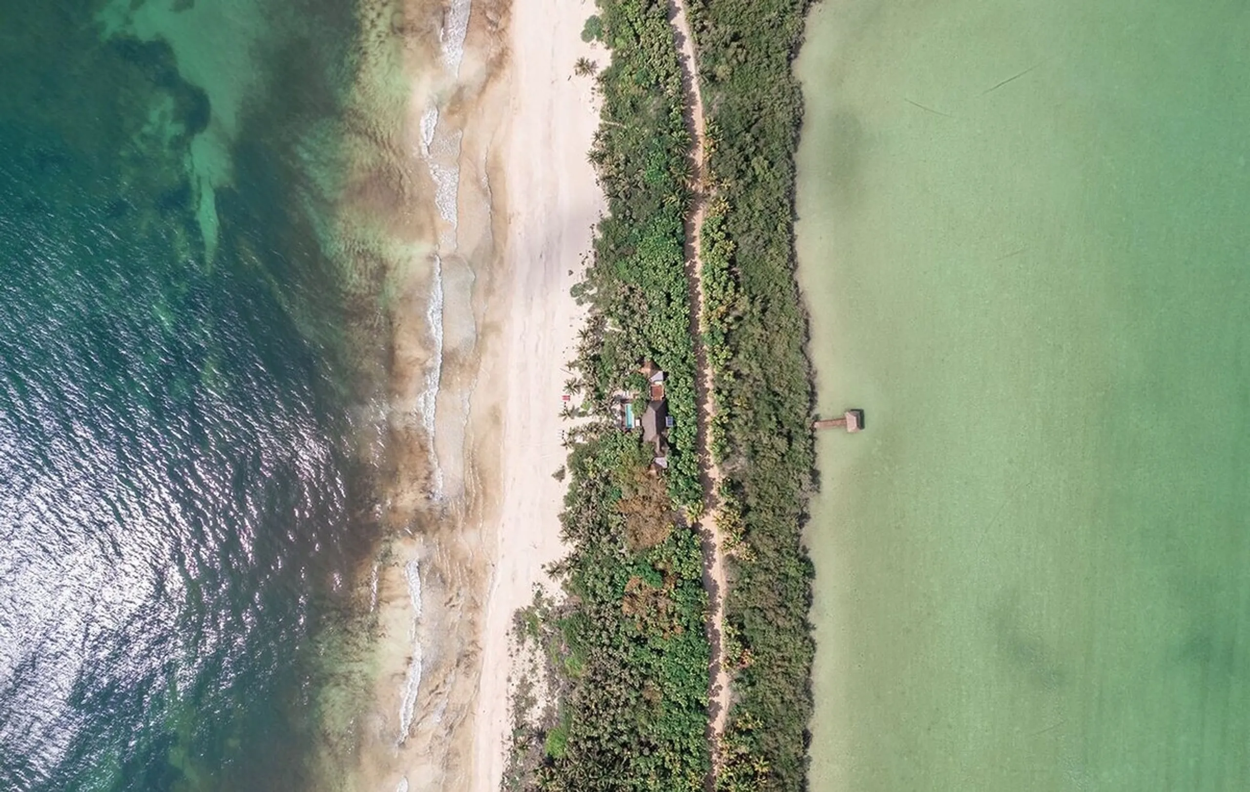 Eco-Luxury Beachfront Villa with Private Pool, Full Staff & Lagoon Views — photograph 5