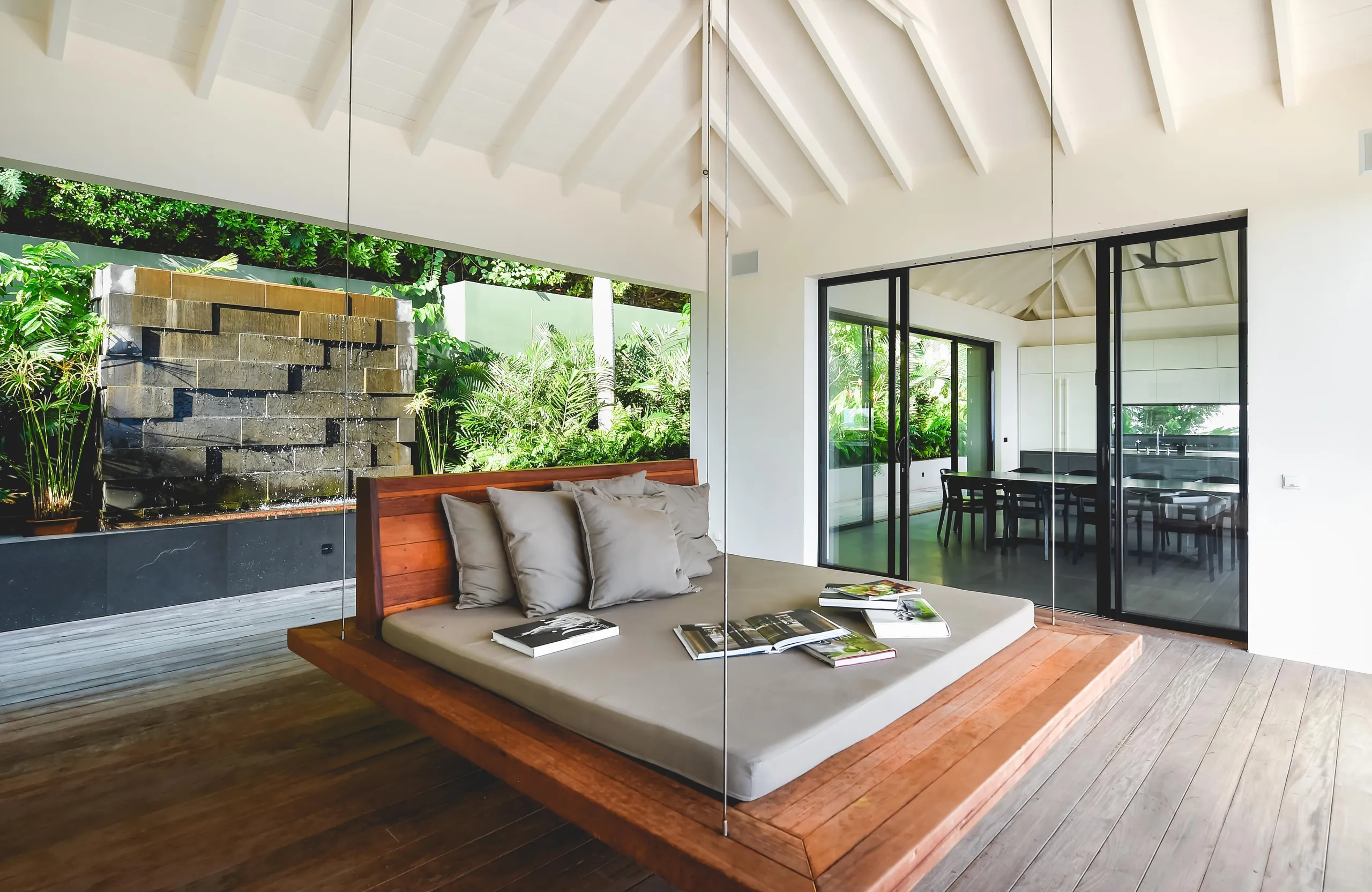Elegant Seaview Villa with Private Pool and Fitness Room — photograph 6
