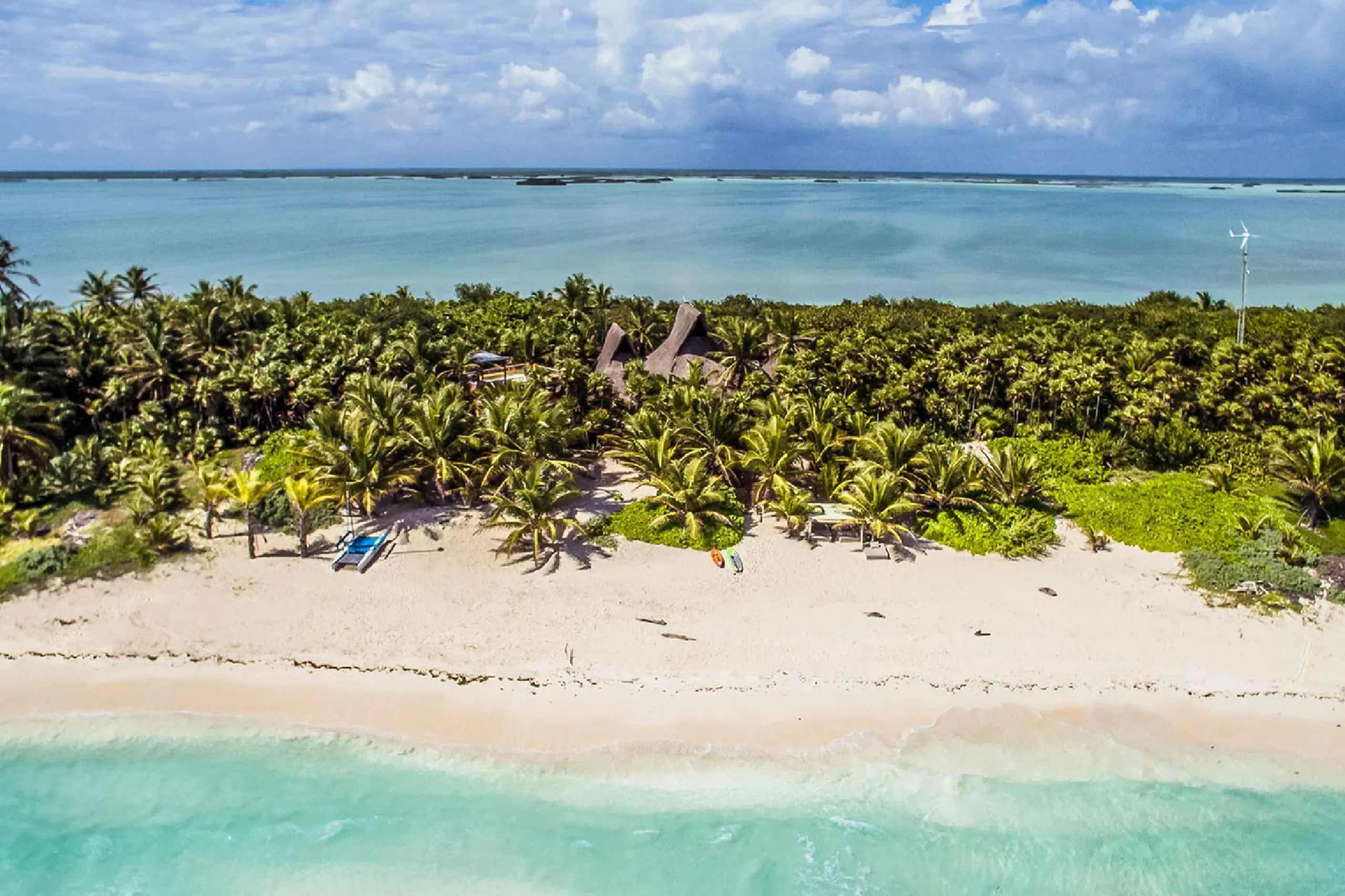 Sian Ka'an Luxury Beachfront Eco-Estate with Private Pool and Incredible Ocean Views — photograph 4