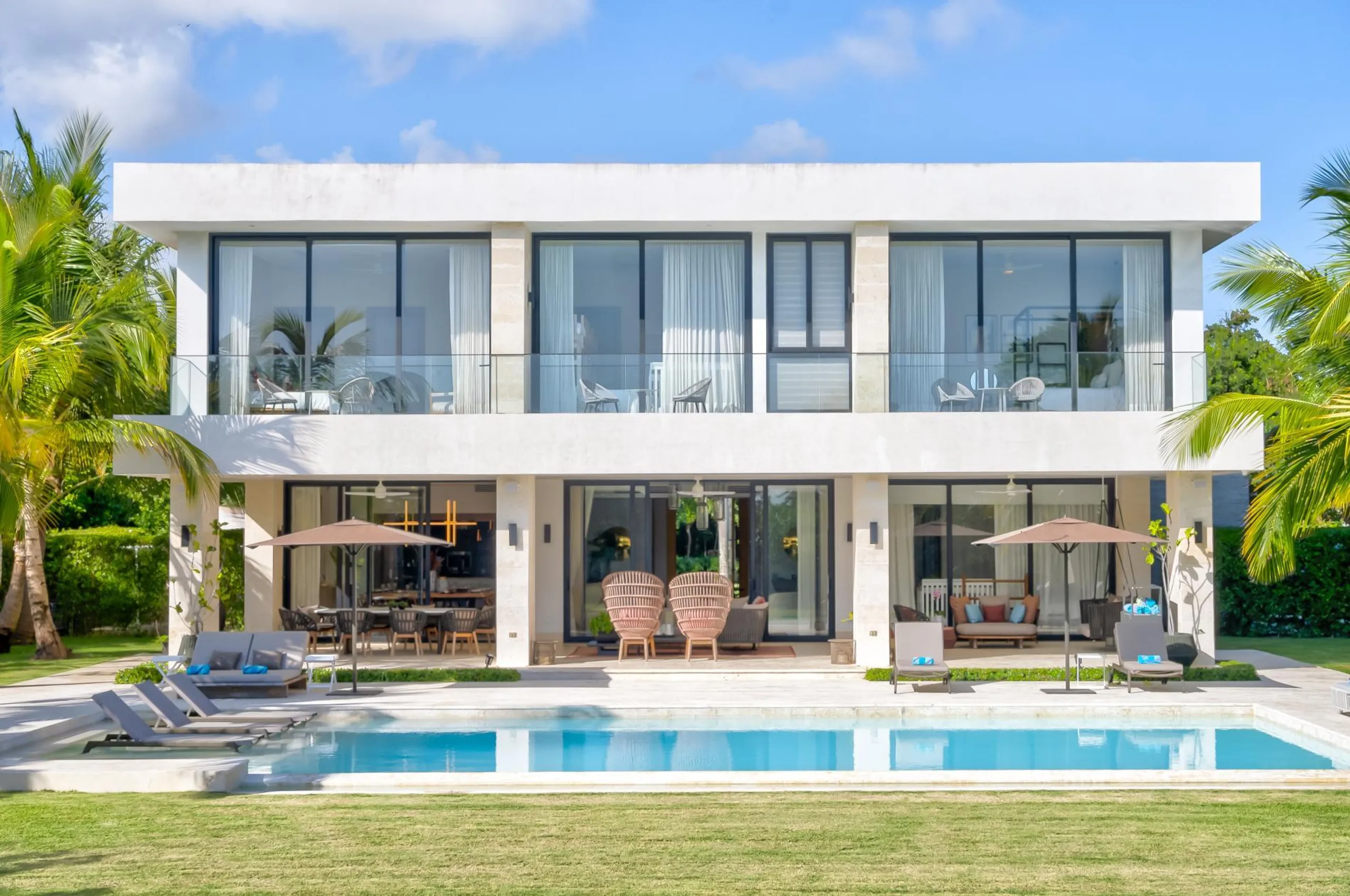 Sumptuous Villa with Golf Course Access, Pool, and Tropical Garden Views, Punta Cana