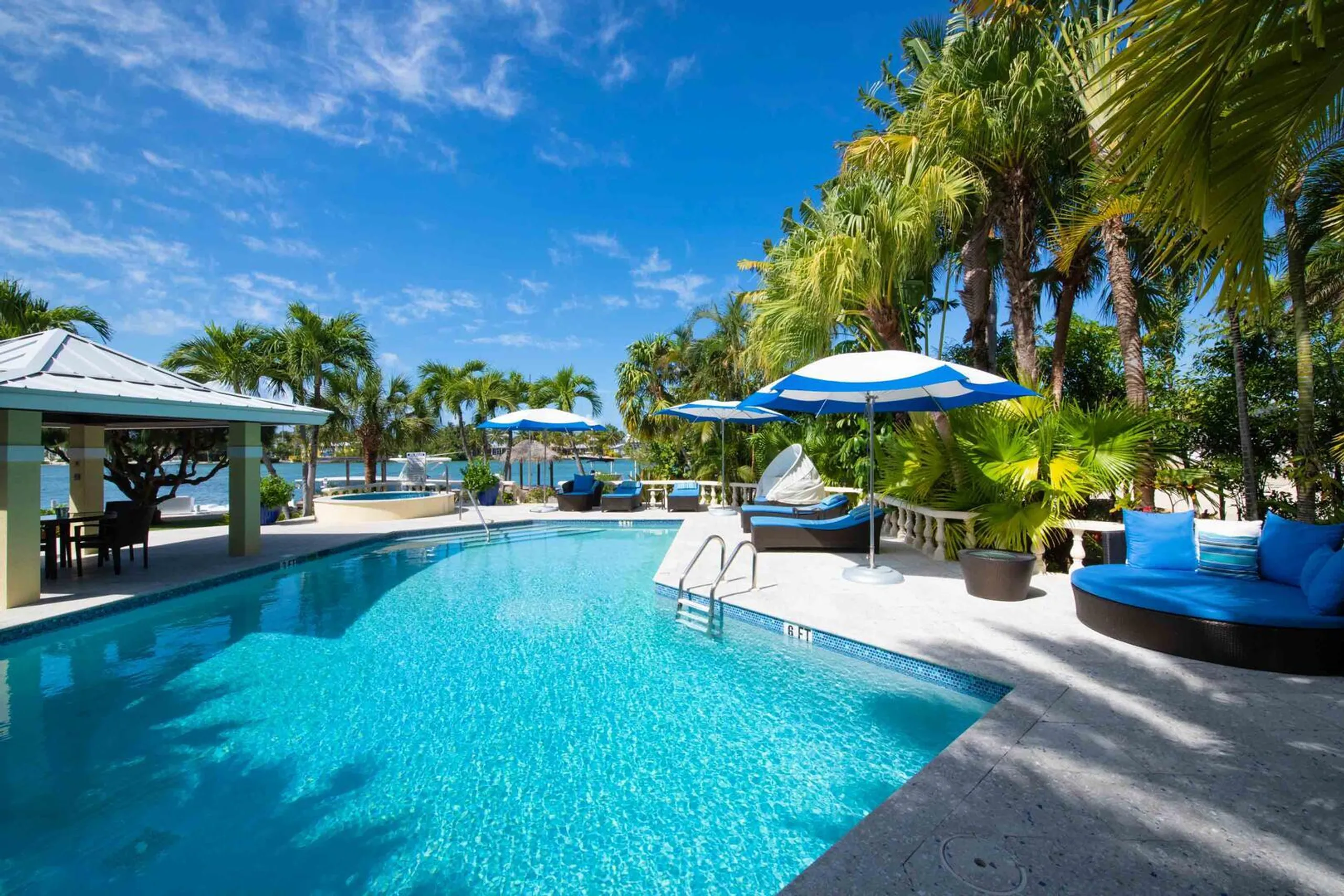 Bioluminescent Bay Luxury Grand Villa with Private Resort Pool and Beach, Rum Point