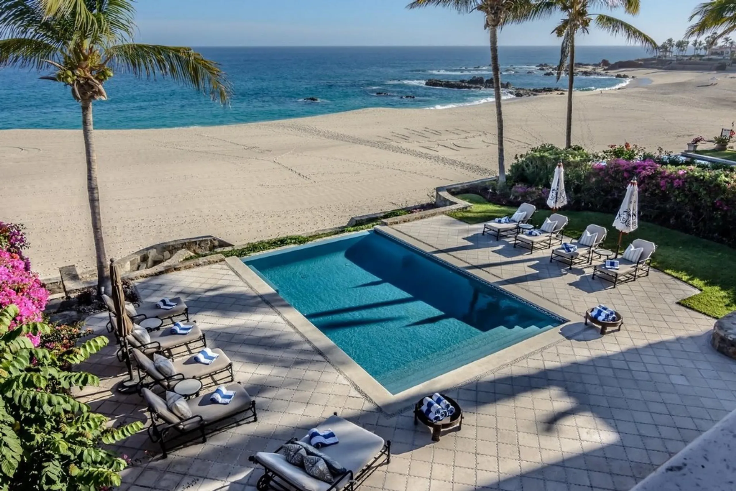 Stunning Contemporary Los Cabos Oceanfront Estate with Infinity Pool and Sweeping Ocean Views, Villas Del Mar