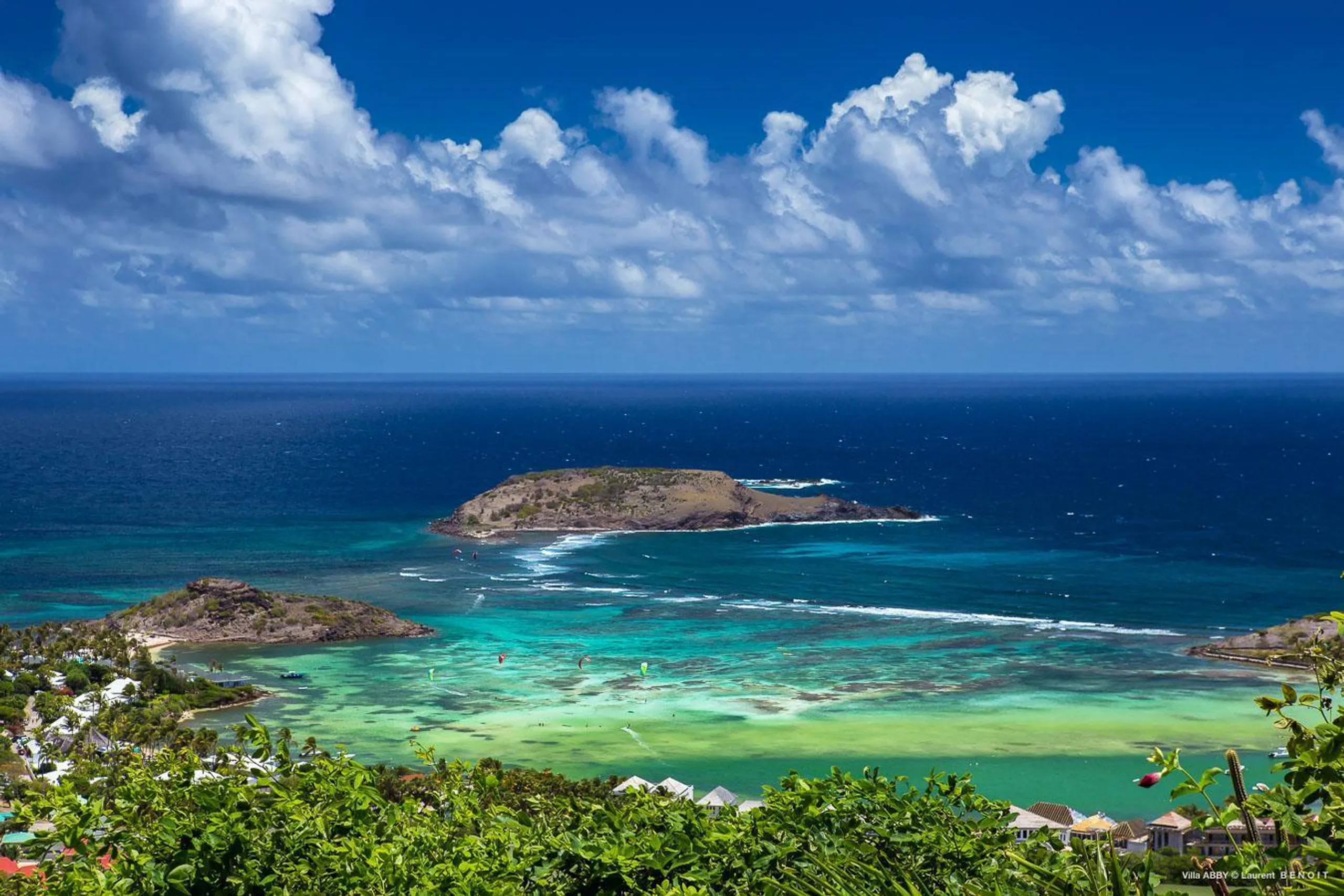 Palatial Paradise Villa with Private Pool and Outstanding Ocean Views — photograph 4