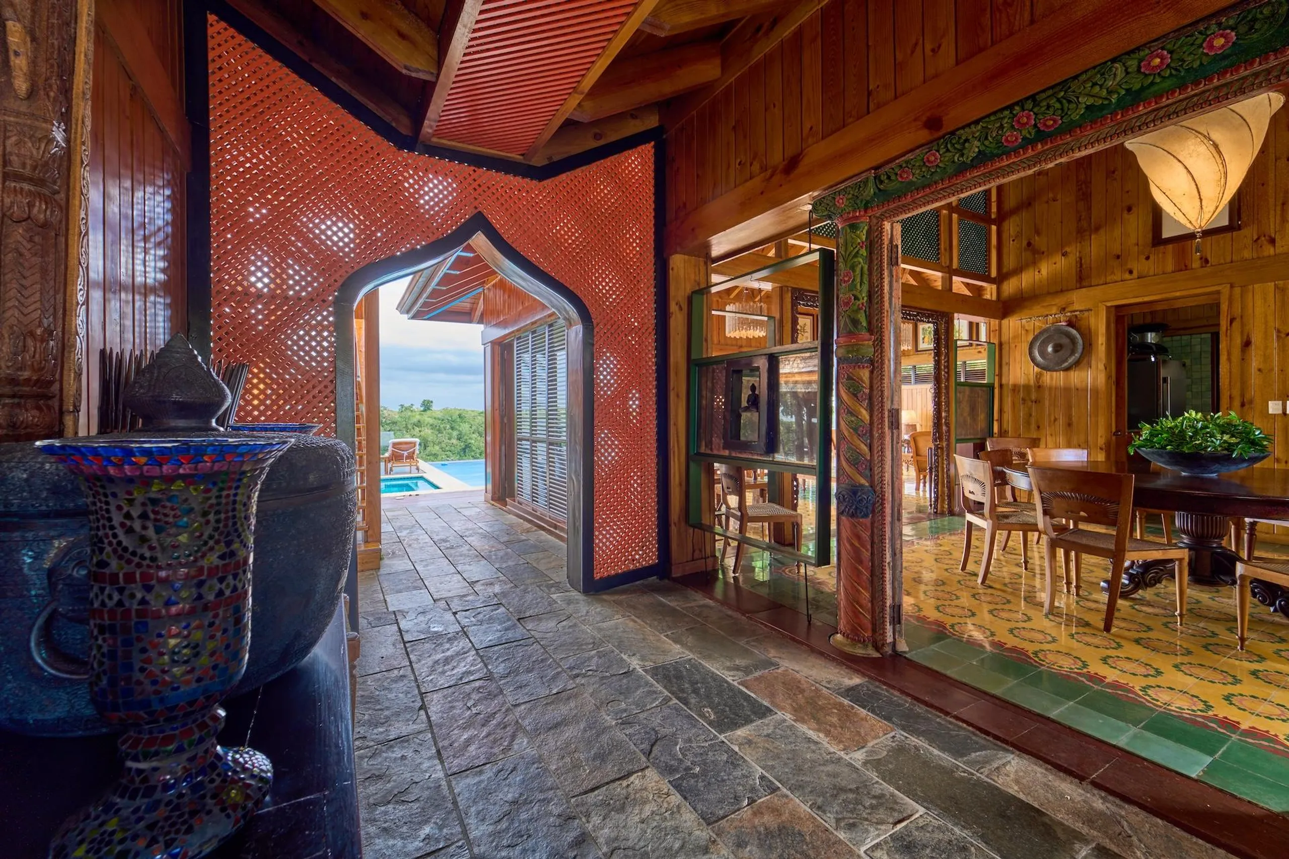Exquisite 5BR Villa with Breathtaking River and the Caribbean Sea Views — photograph 6