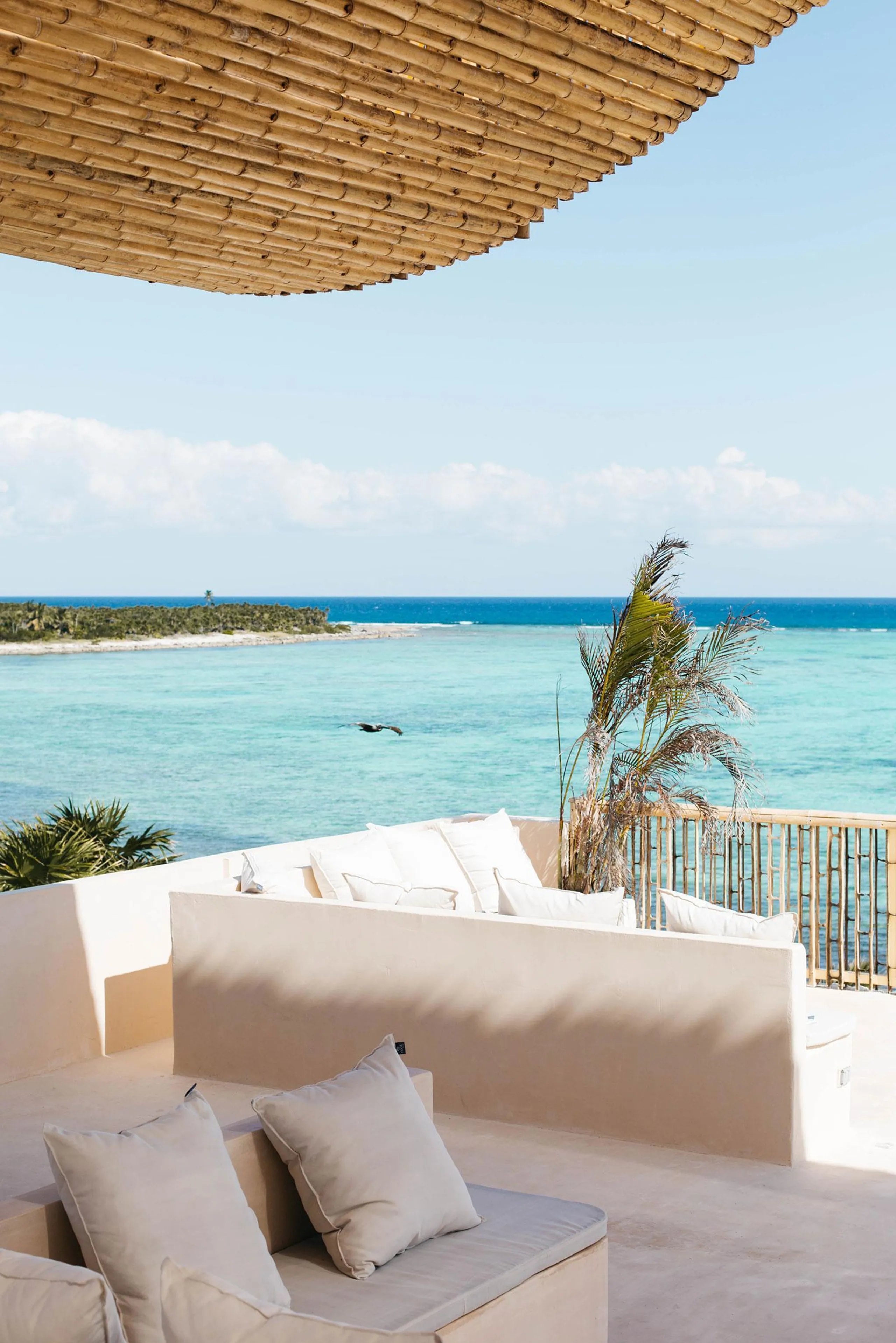 Soliman's Prestige Crystal Clear Oasis with Private Pool and Beachfront Access — photograph 4
