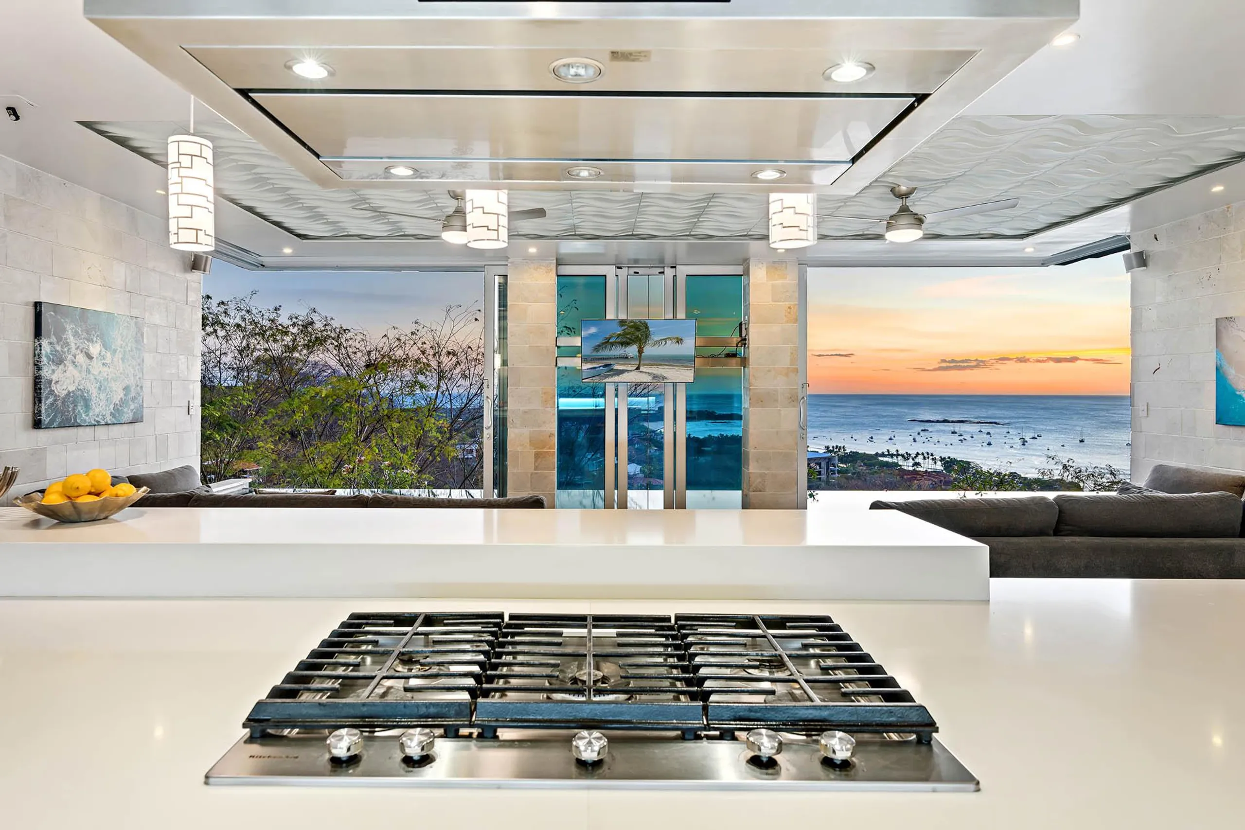 Deluxe Seaview Villa with Infinity Pool and Dining Al-Fresco — photograph 12