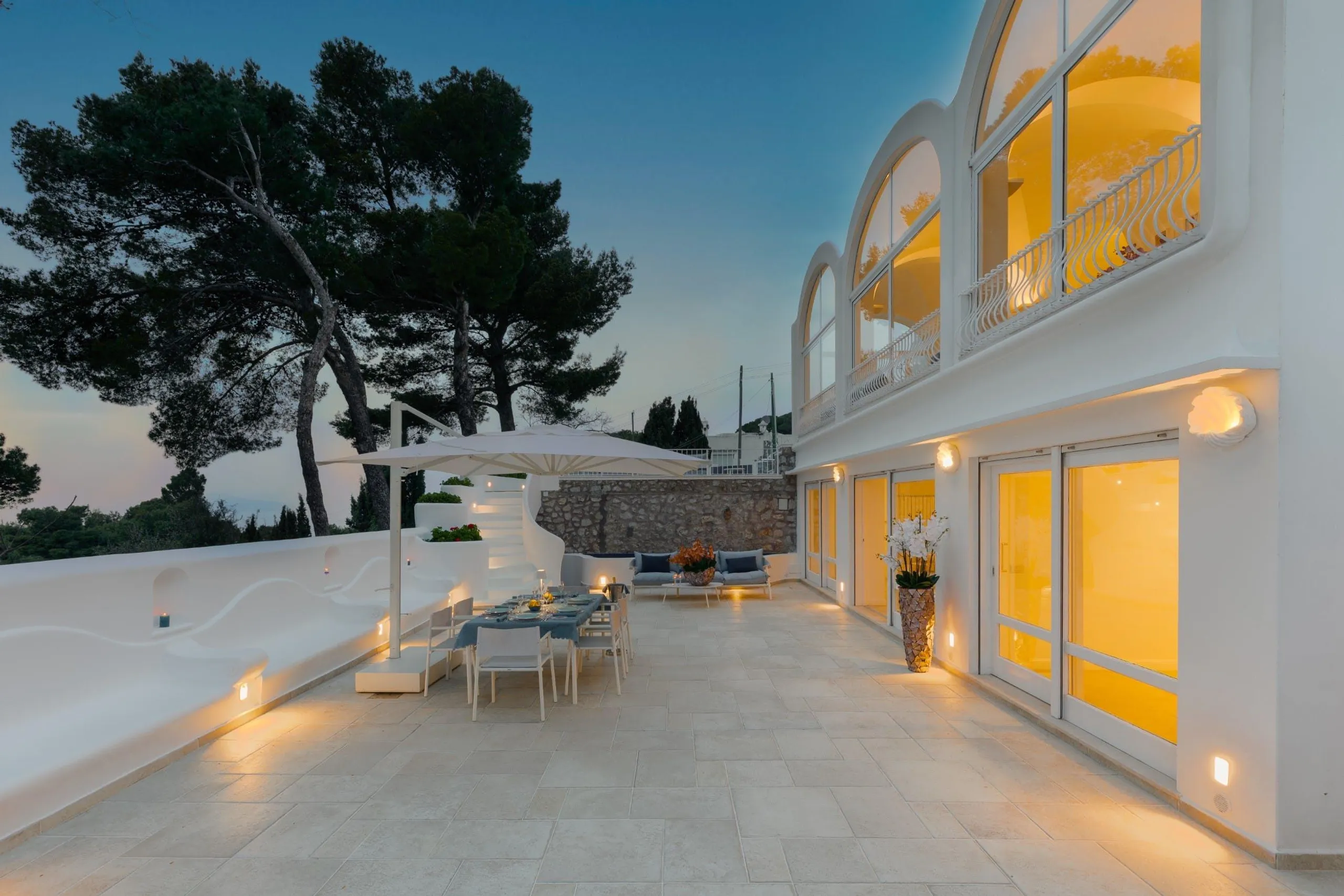 Stylish Seaview Villa with Private Pool and Garden Grounds — photograph 6