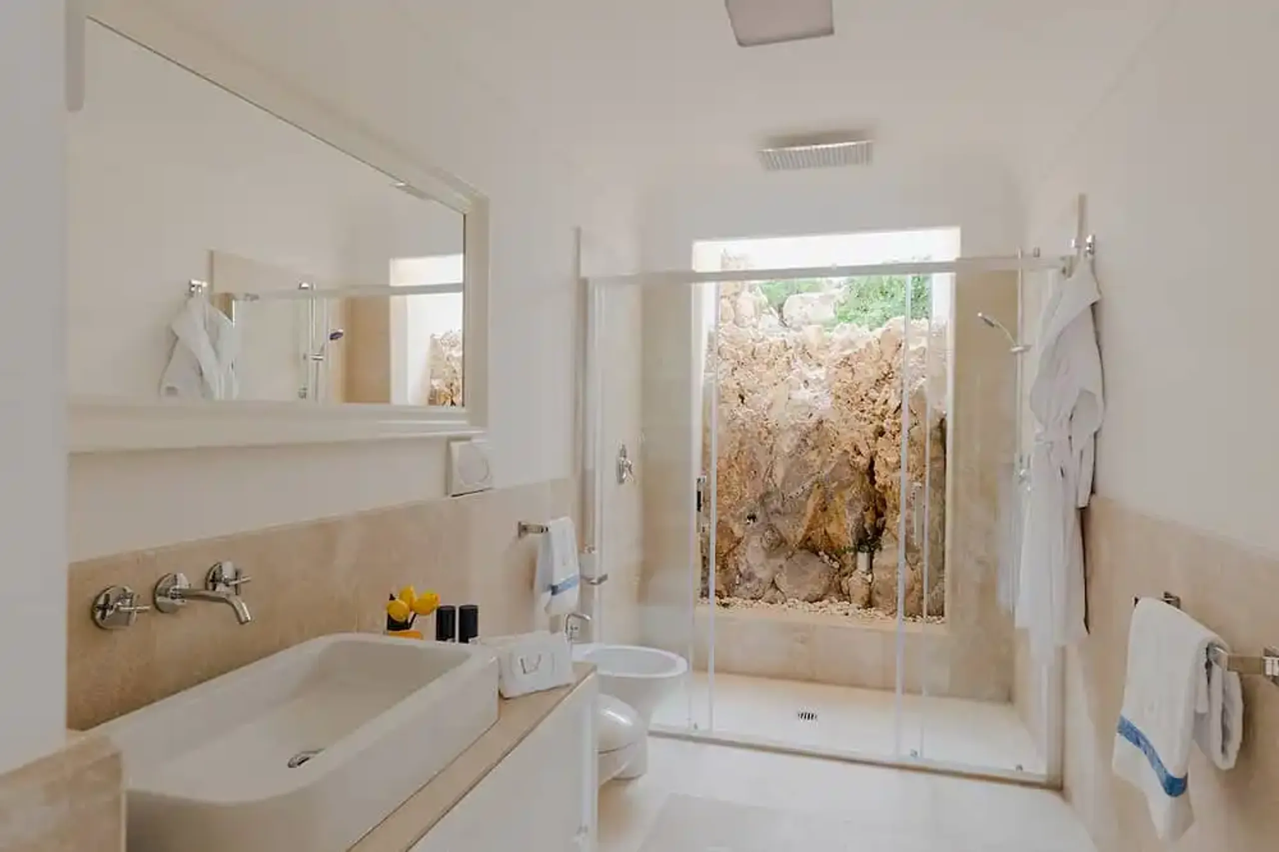Luxurious Getaway in Anacapri with Private Pool and Magnificent Sea View — photograph 6