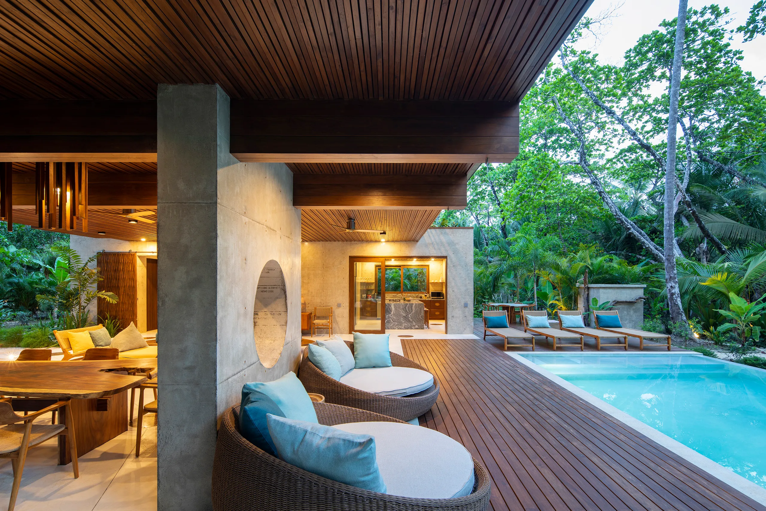 Refined Twin Villas with Private Pool, Beach Access, and Wildlife Views — photograph 3