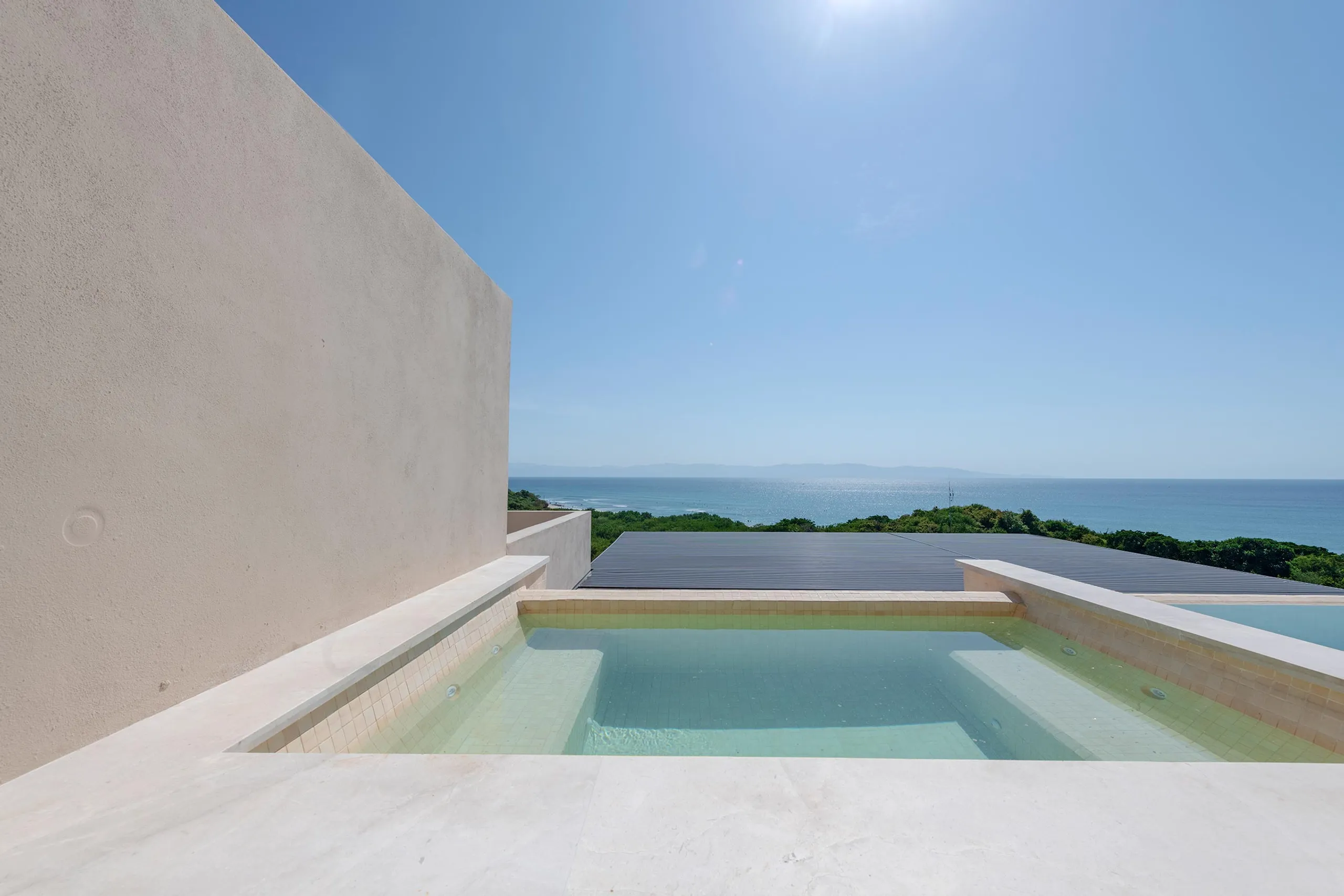 Luxe 4-Bedroom Penthouse with Infinity Pool in Punta Mita — photograph 6