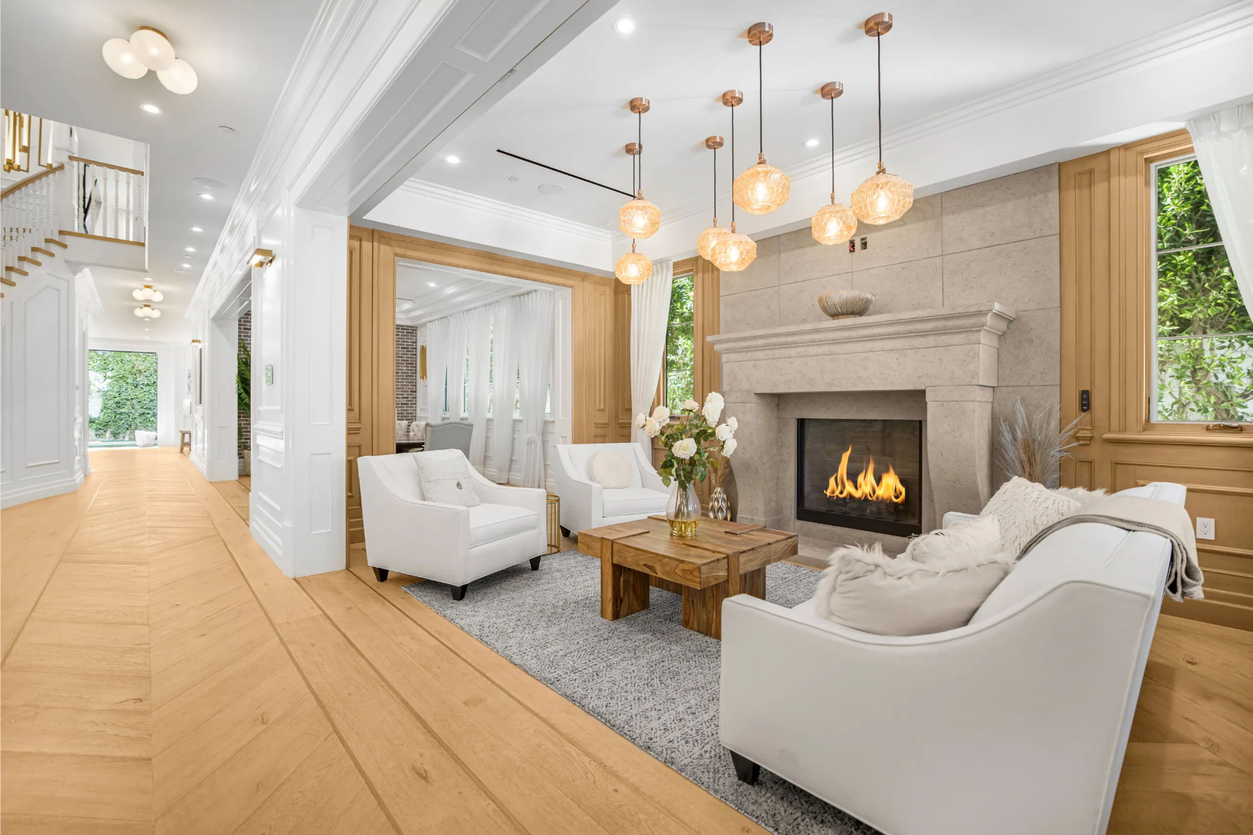 High-End Villa in Studio City with Pool & Designer Touches & Designer Touches — photograph 11