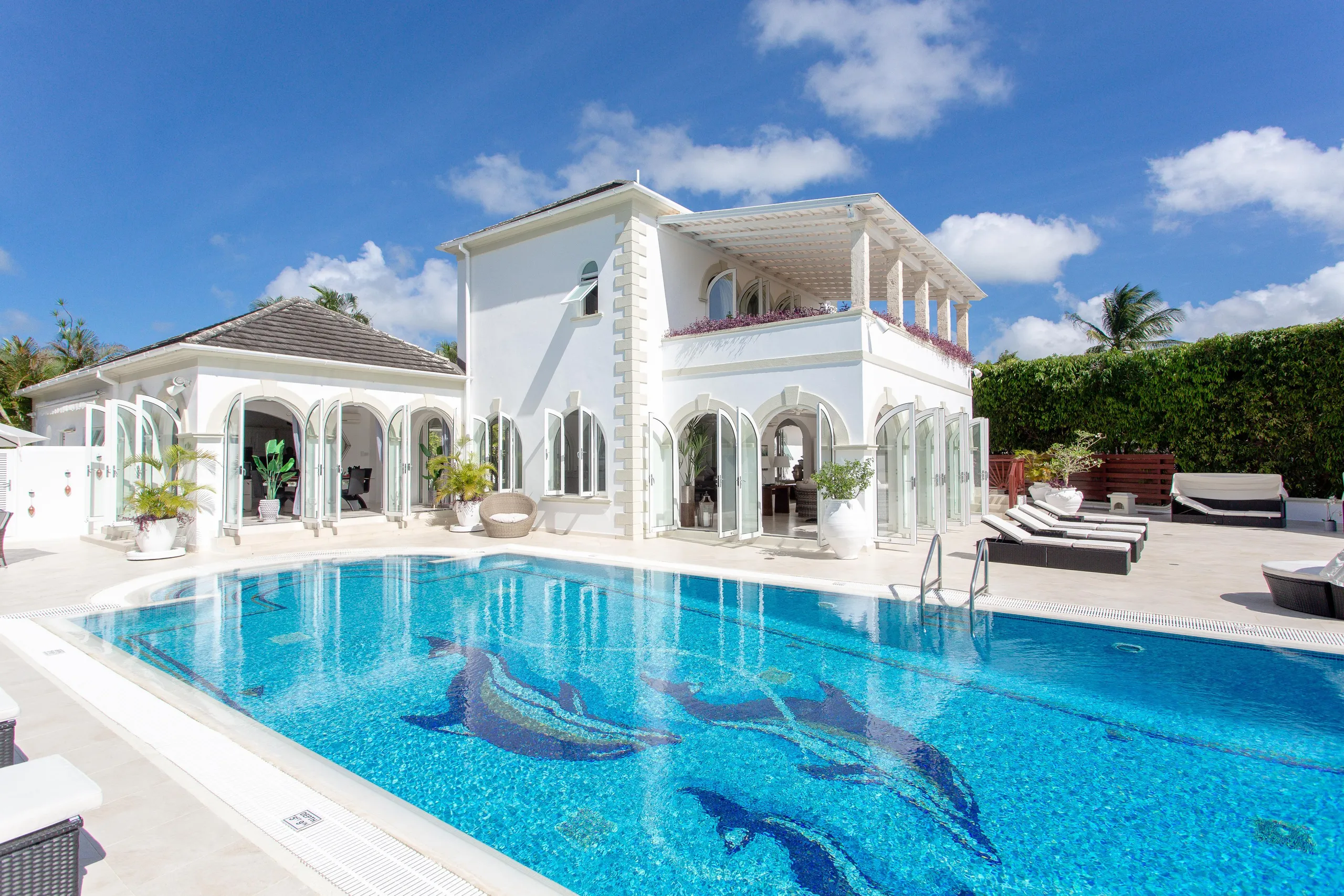 Barbados Traditional Grand Estate Large Private Pool and Golf Course Access — photograph 2