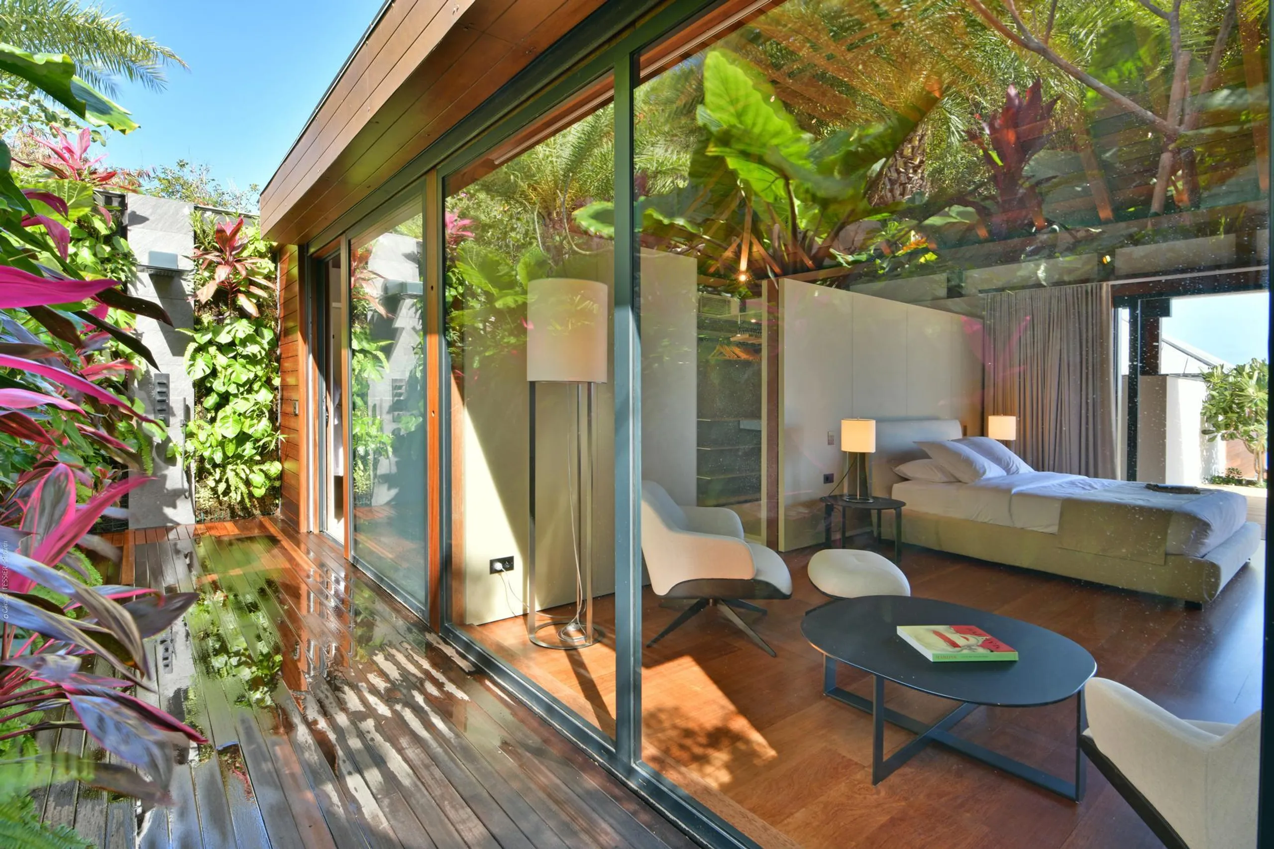 Expansive Eco- Estate with Private Pool and Movie Theater — photograph 11
