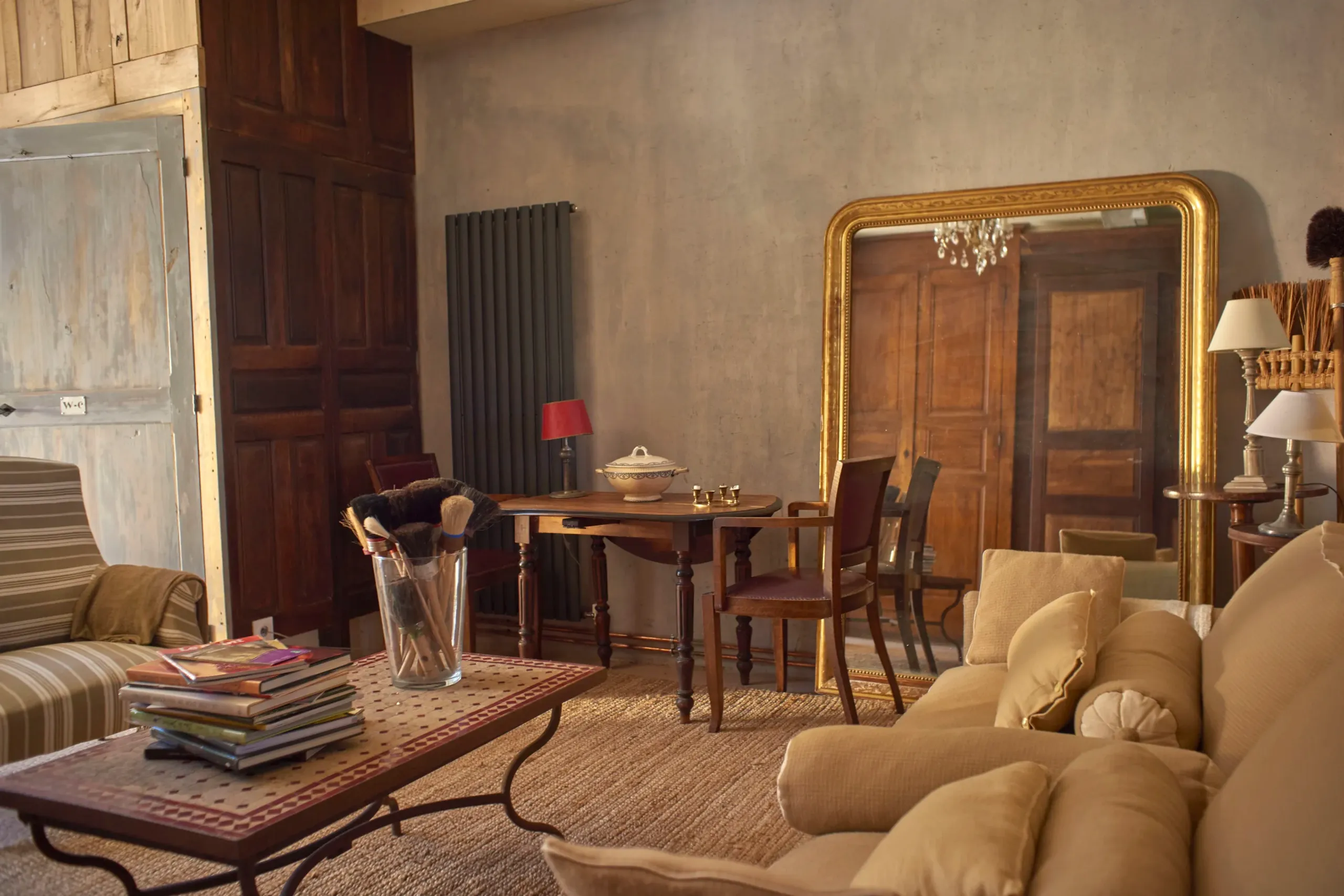 Breathtakingly Beautiful 16th Century Estate with Private Pools and Overlooking Views of Anglin River — photograph 6