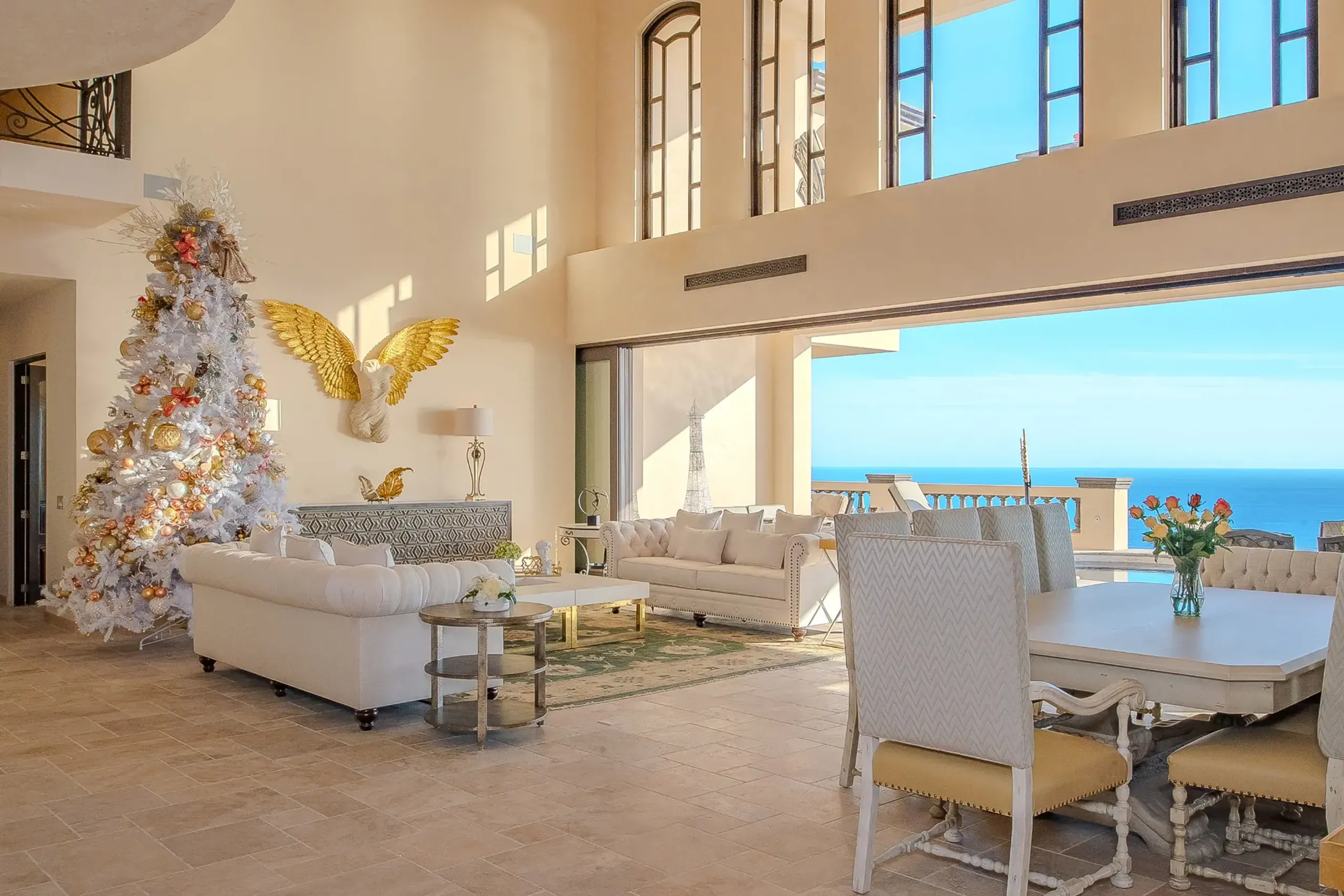 Exquisite Hillside Villa in Pedregal with Private Pool and Pacific Ocean Views — photograph 11