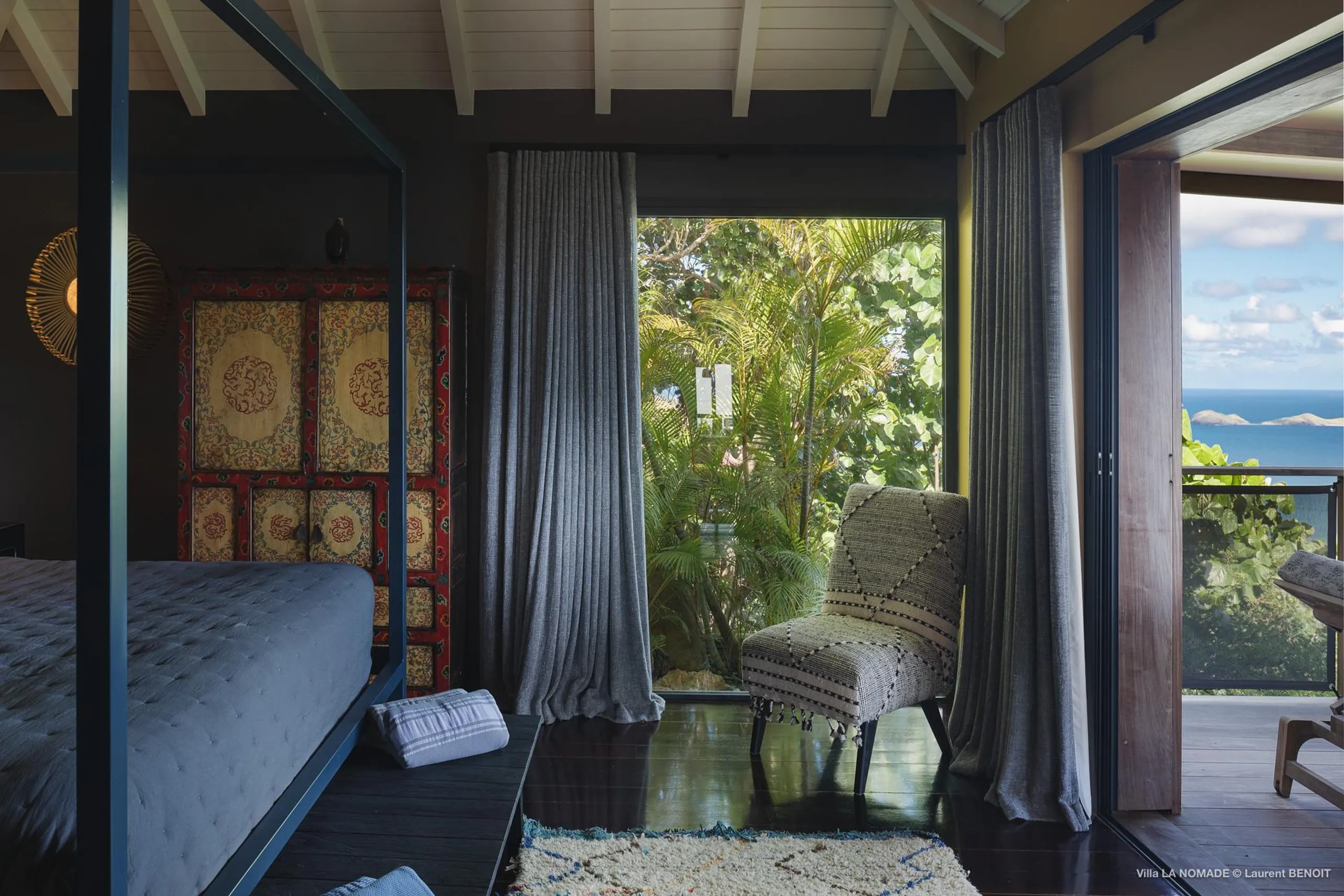 Regal Lurin Villa with Infinity Pool , Jacuzzi and Ocean Views — photograph 8