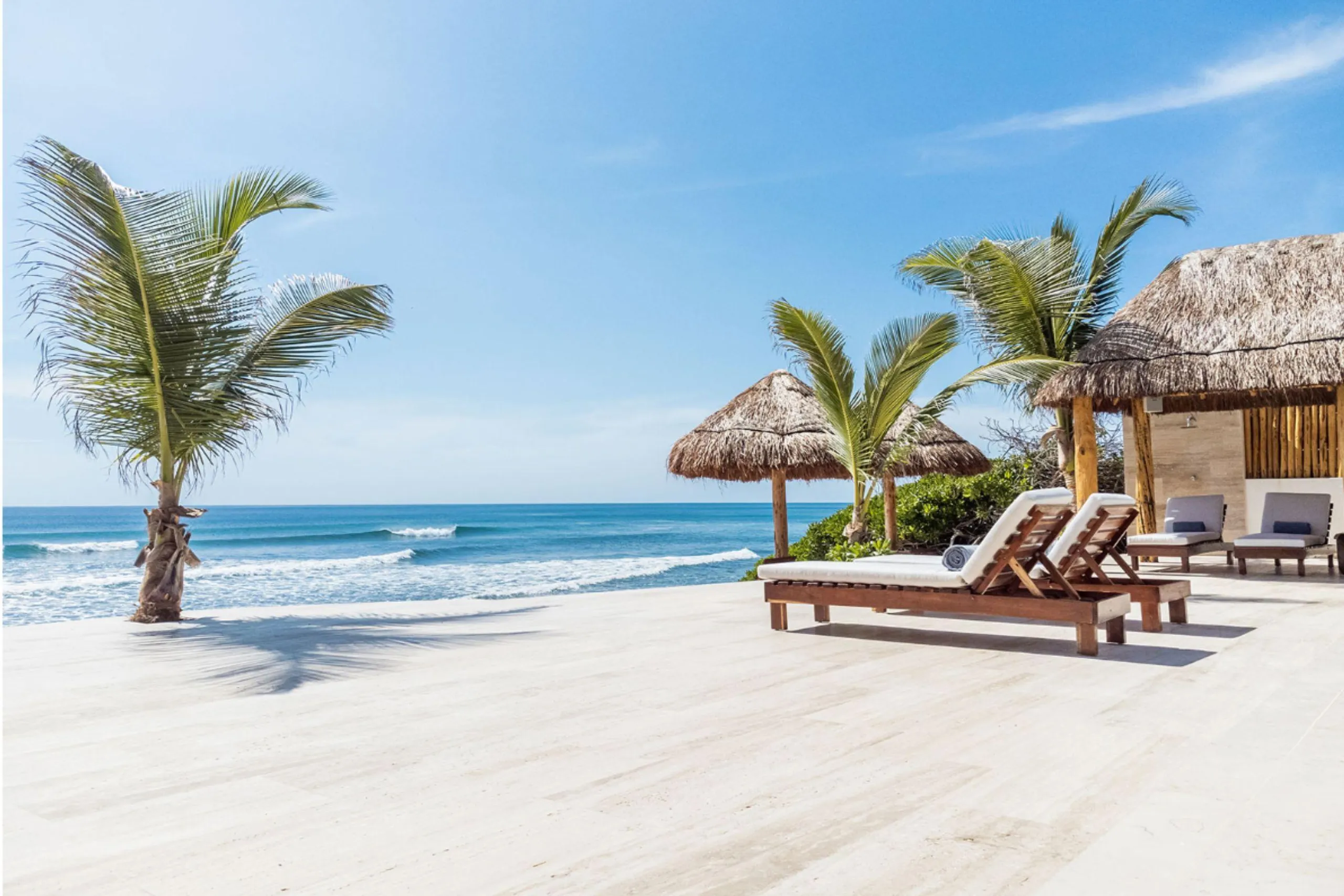 Exquisite Beach Front Tankah Bay Villa for Unforgettable Retreats and Relaxation — photograph 5