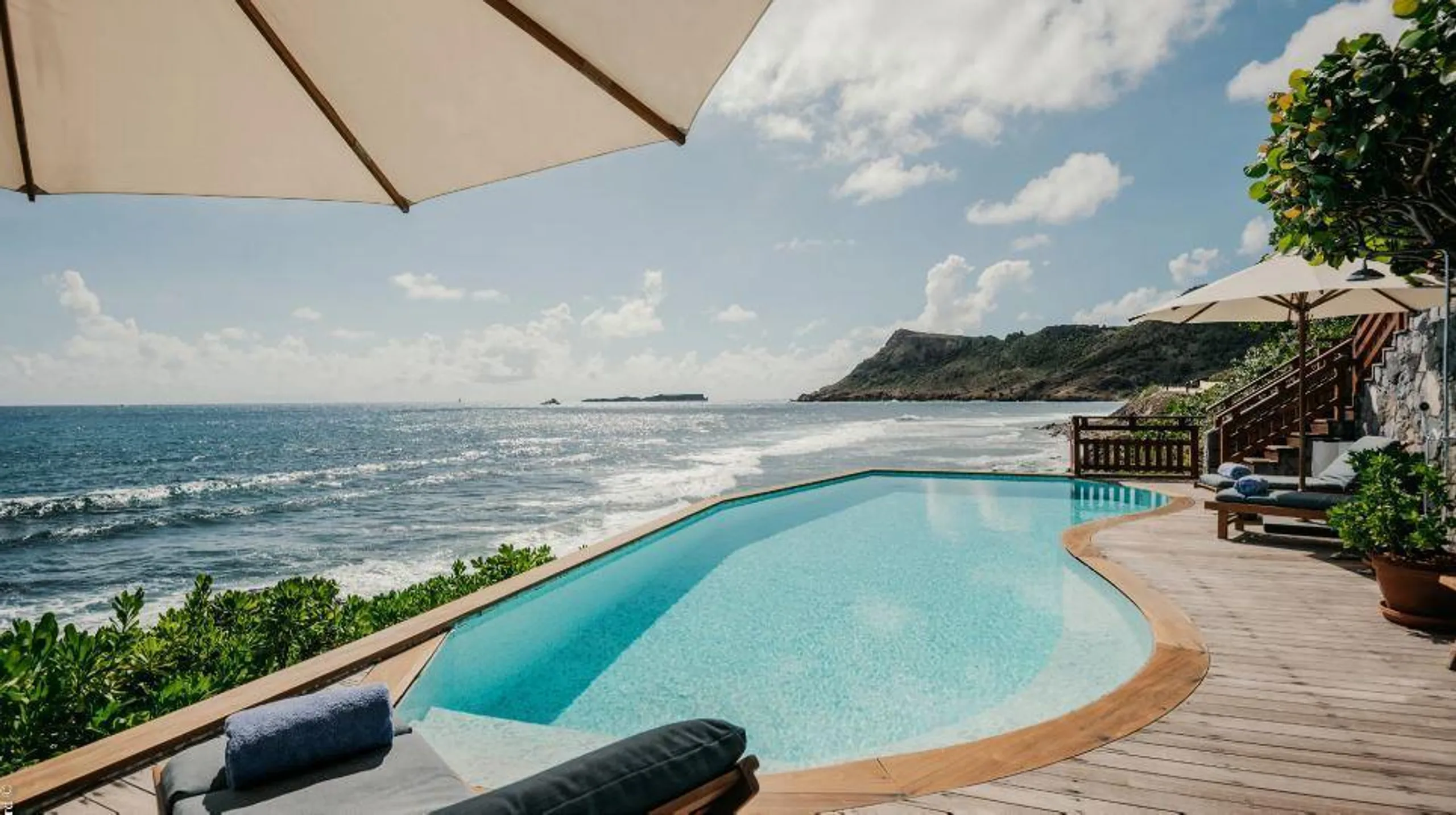 Serene Private Ocean View Villa with Heated Pool and Jacuzzi — photograph 8