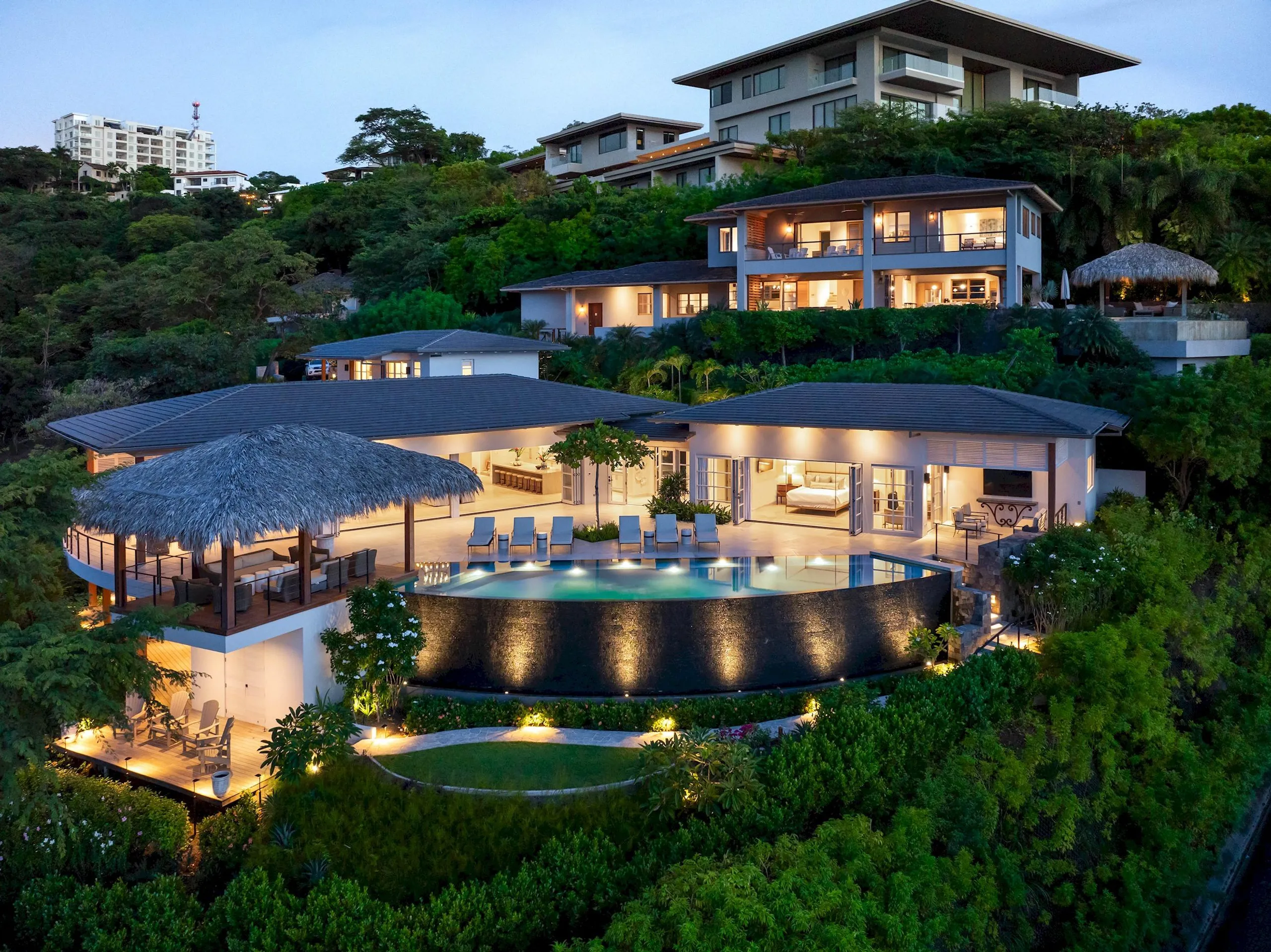 Exhilarating Brand New Villa with Private Pool, Ocean and Mountain Views, Tamarindo