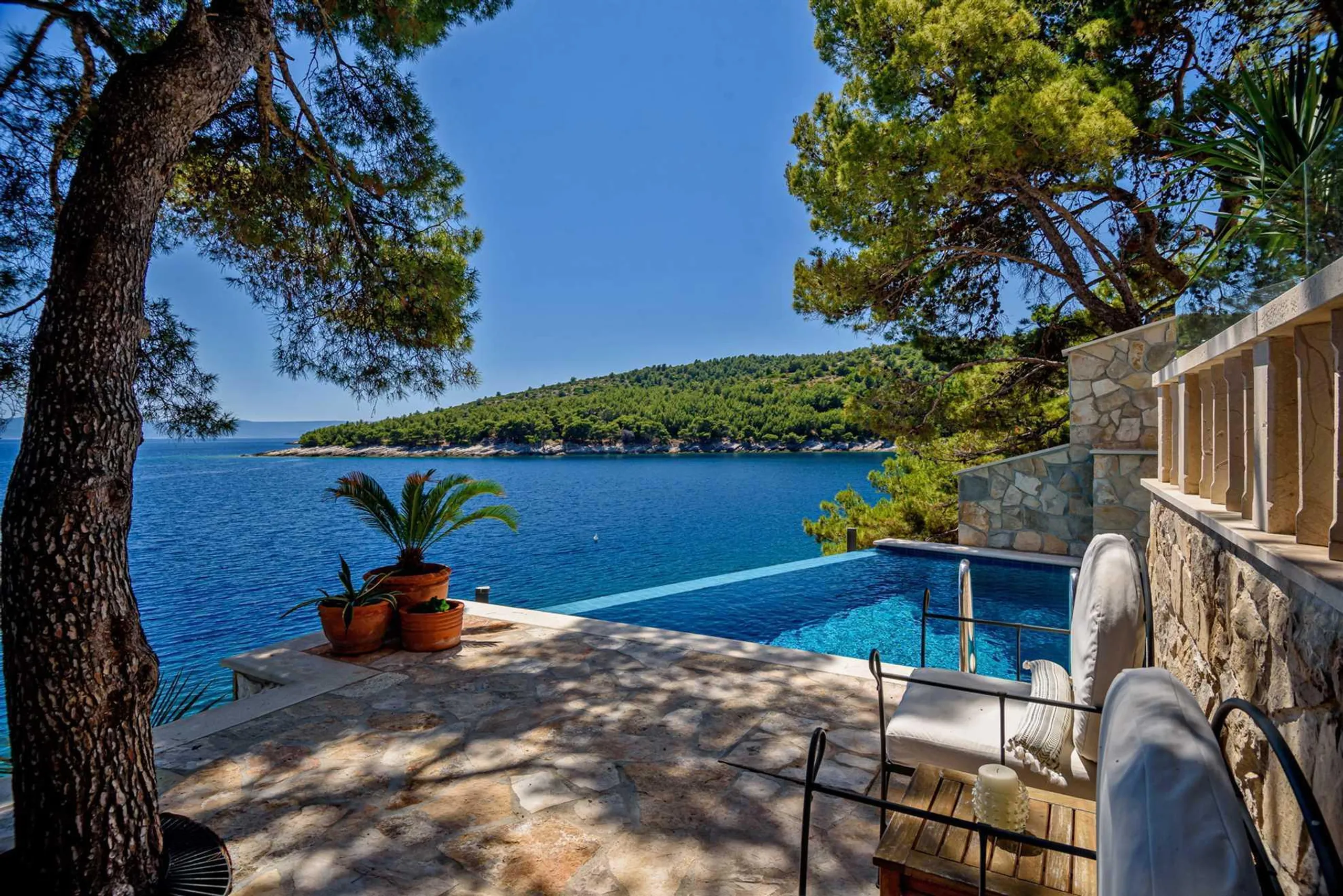 Enchanting Dalmatian Villa with Private Pool and Stunning Sea View, Split