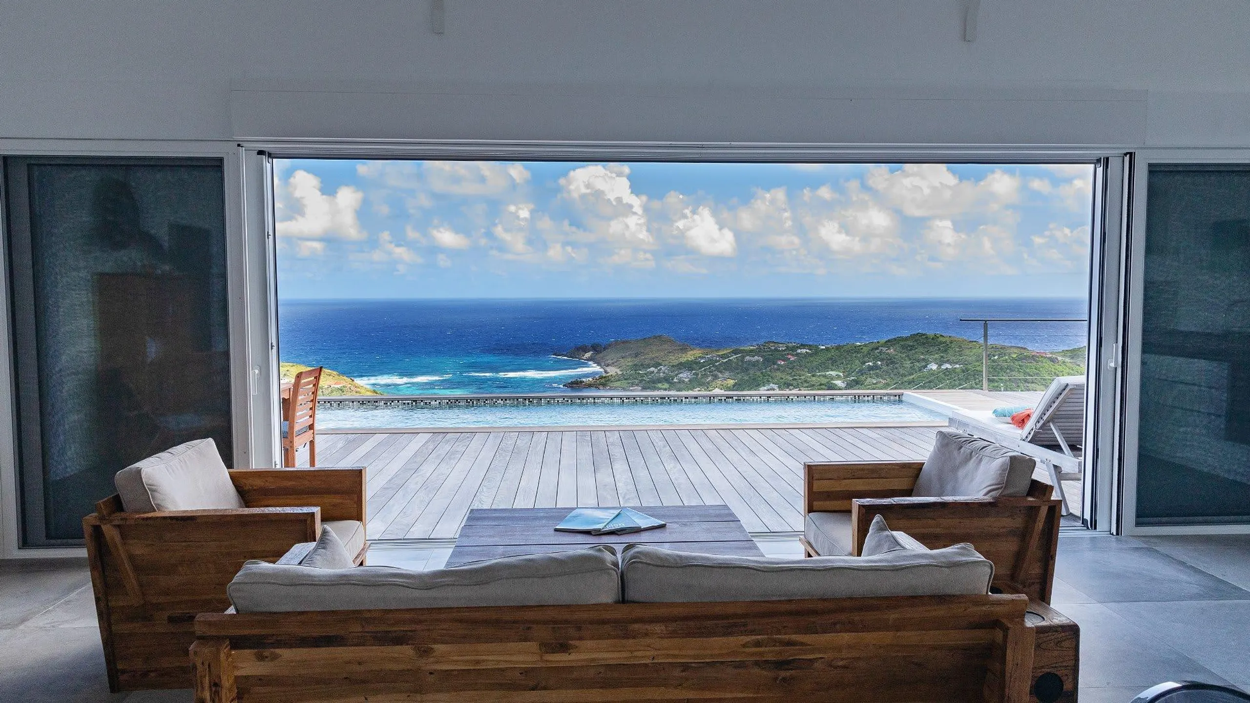 Spectacular Carribean Villa with Infinty Pool and Ocean View — photograph 5