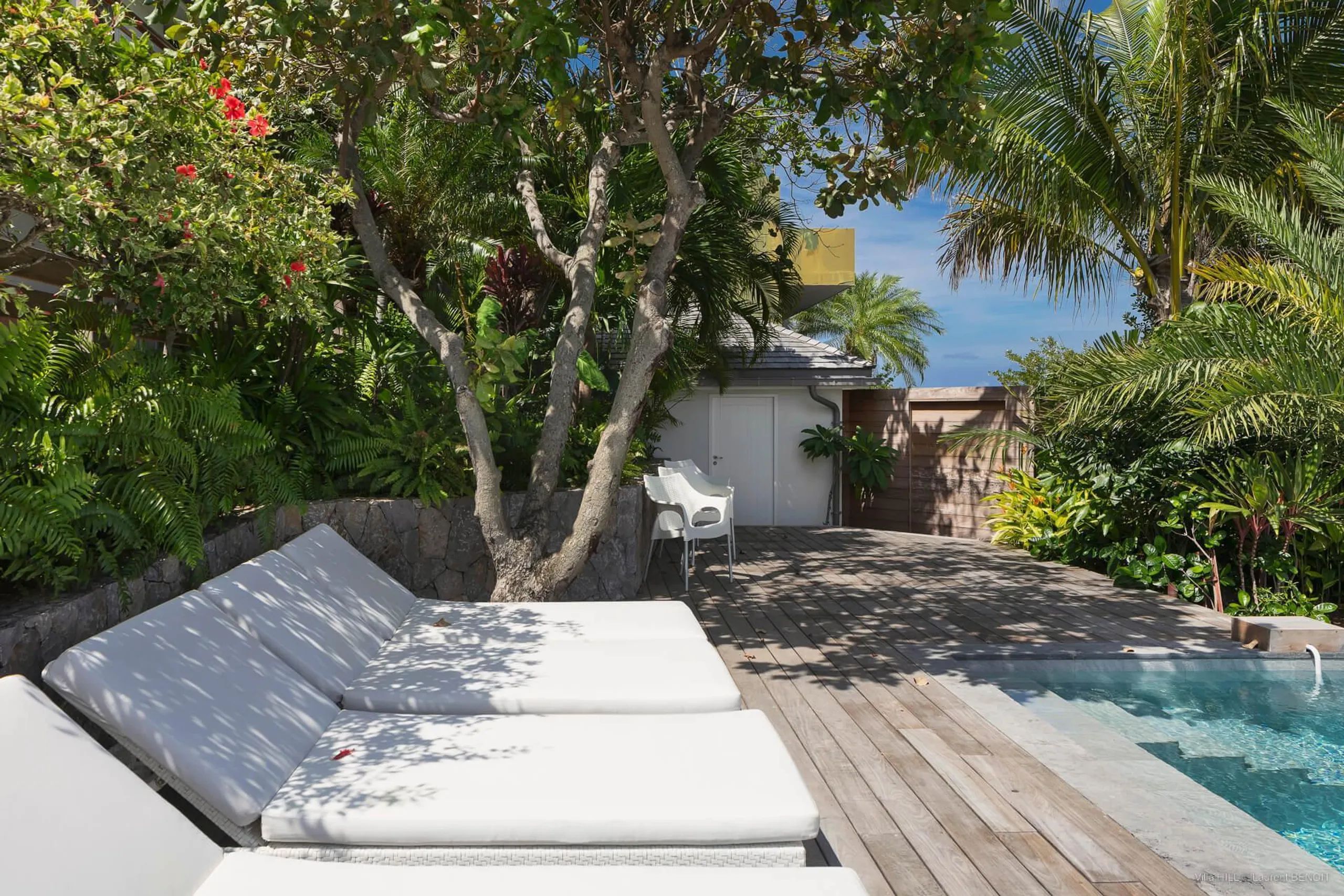 Tranquil Bayview Villa with Private Pool and Panoramic Views in St-Jean — photograph 7