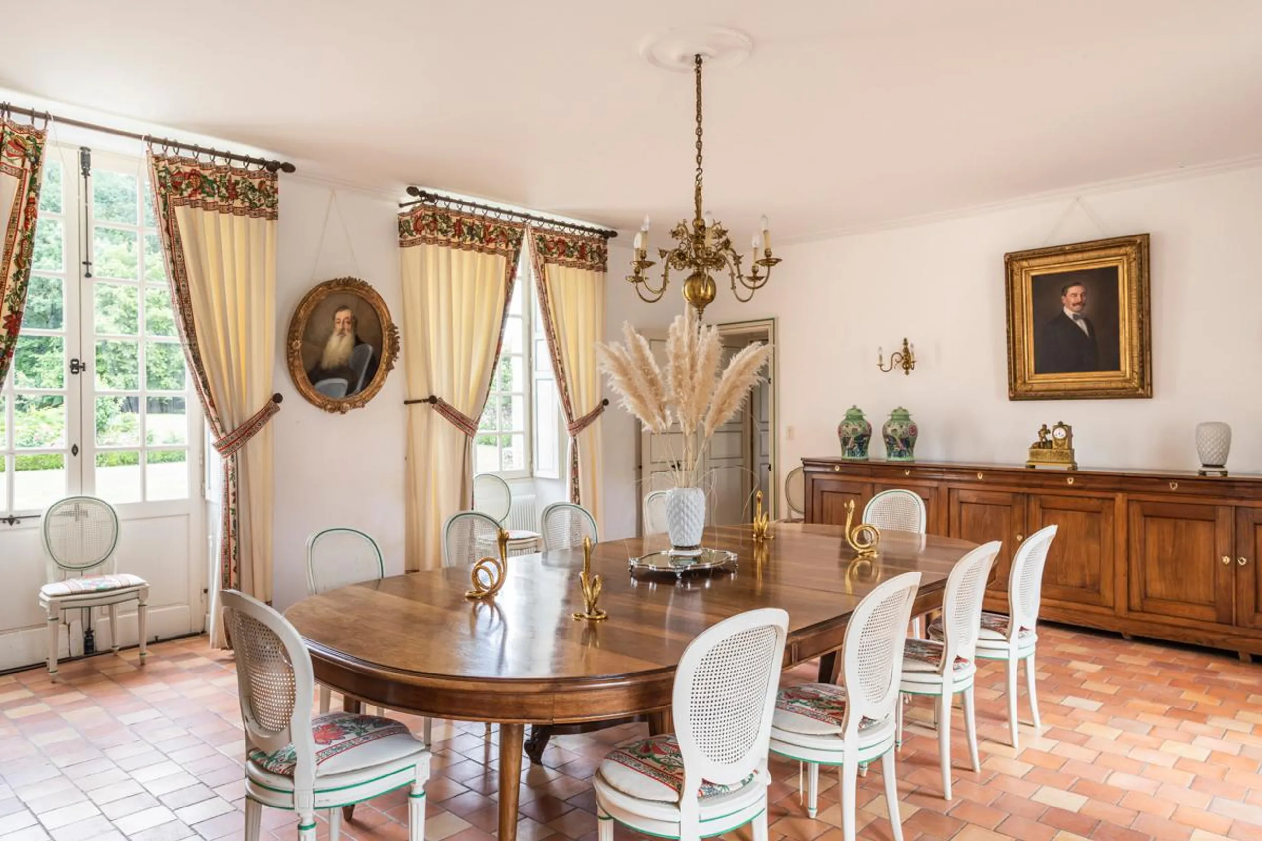 Sensational 18th Century Villa with Private Pool, Garden and Glorious Parkland — photograph 12