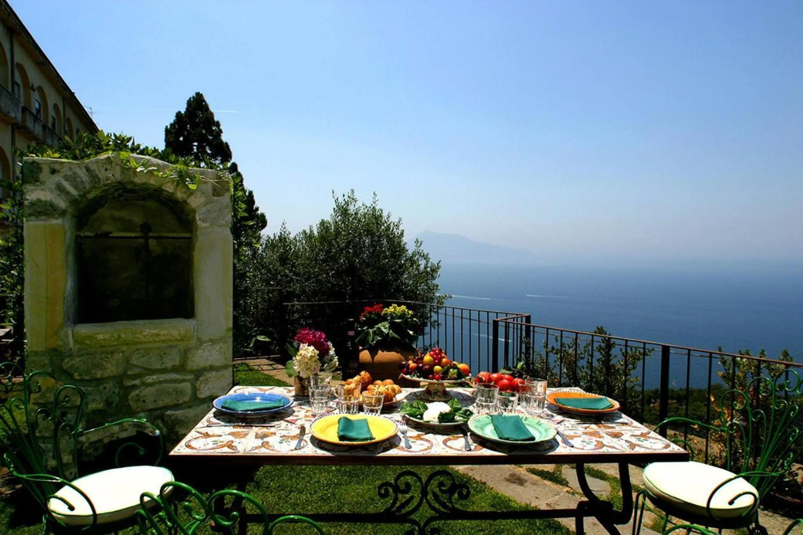 Glorious Ancient Villa with Private Pool and Lovely Sea Views — photograph 6