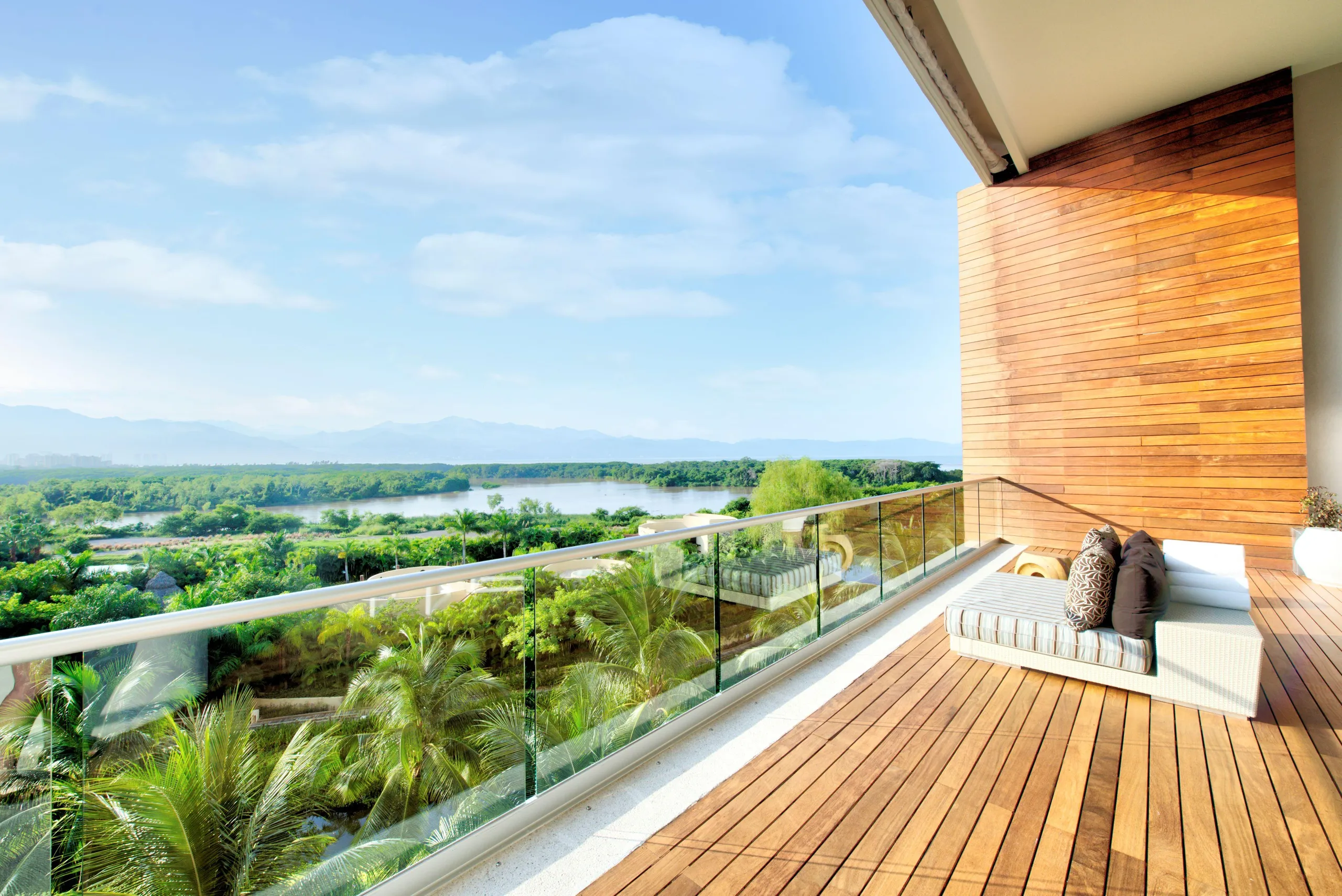 Banderas Bayview Luxury Loft with Golf Resort Access — photograph 2