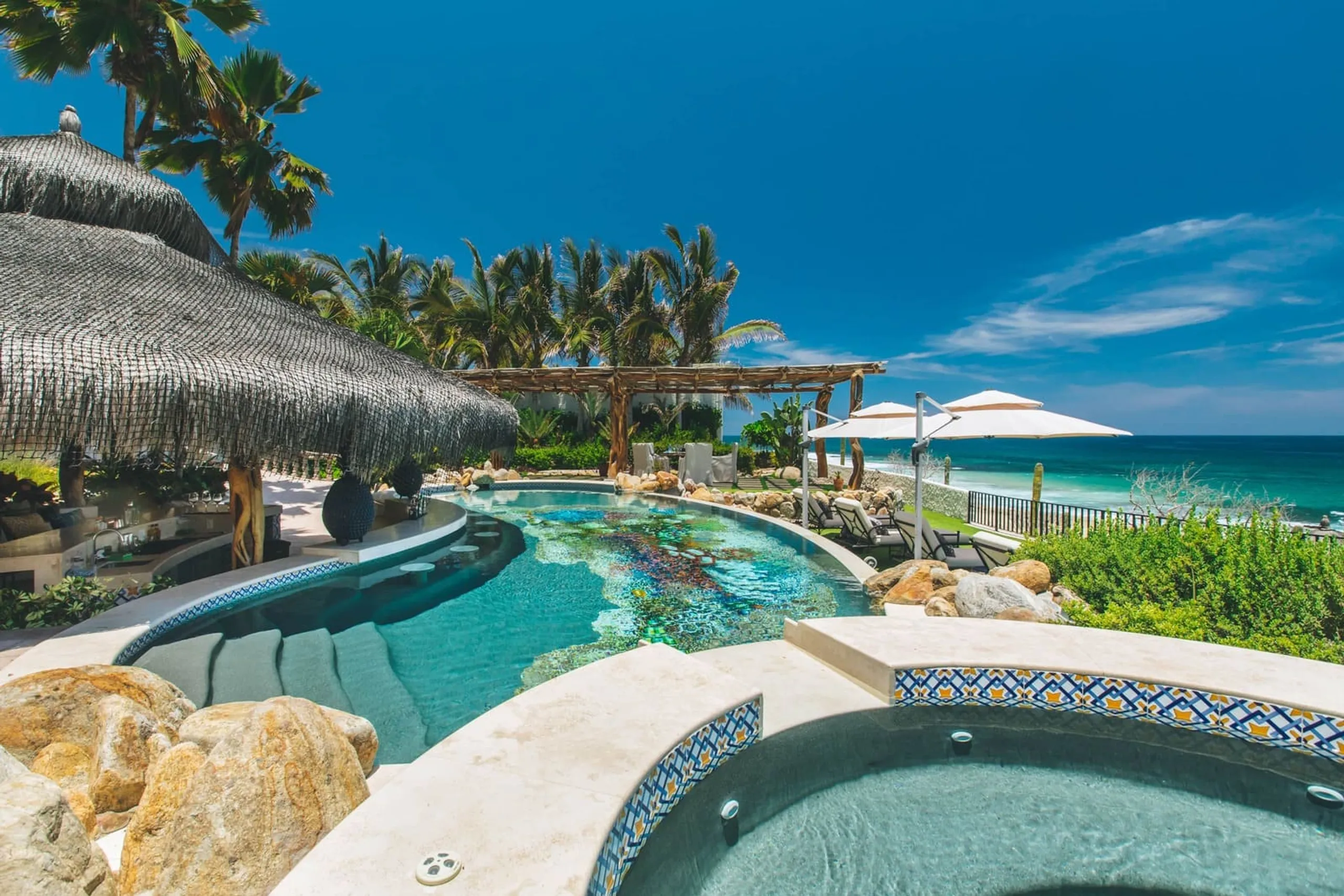 Luxurious Beachfront Villa in Playa Tortuga with Private Pool and Panoramic Ocean Views, Cabo San Lucas