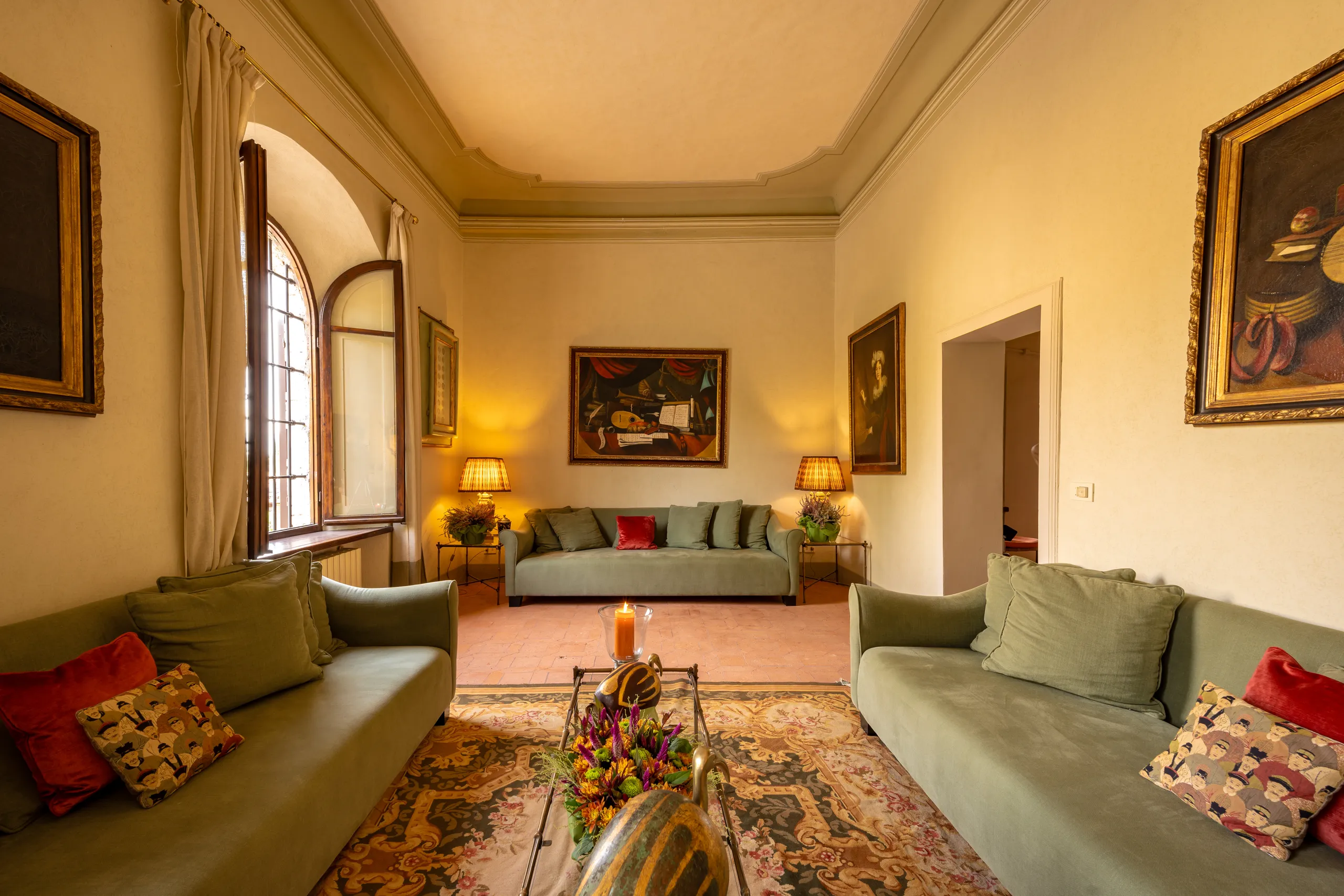 Exquisite Tuscan Villa with Private Pool and Beautiful Garden — photograph 12