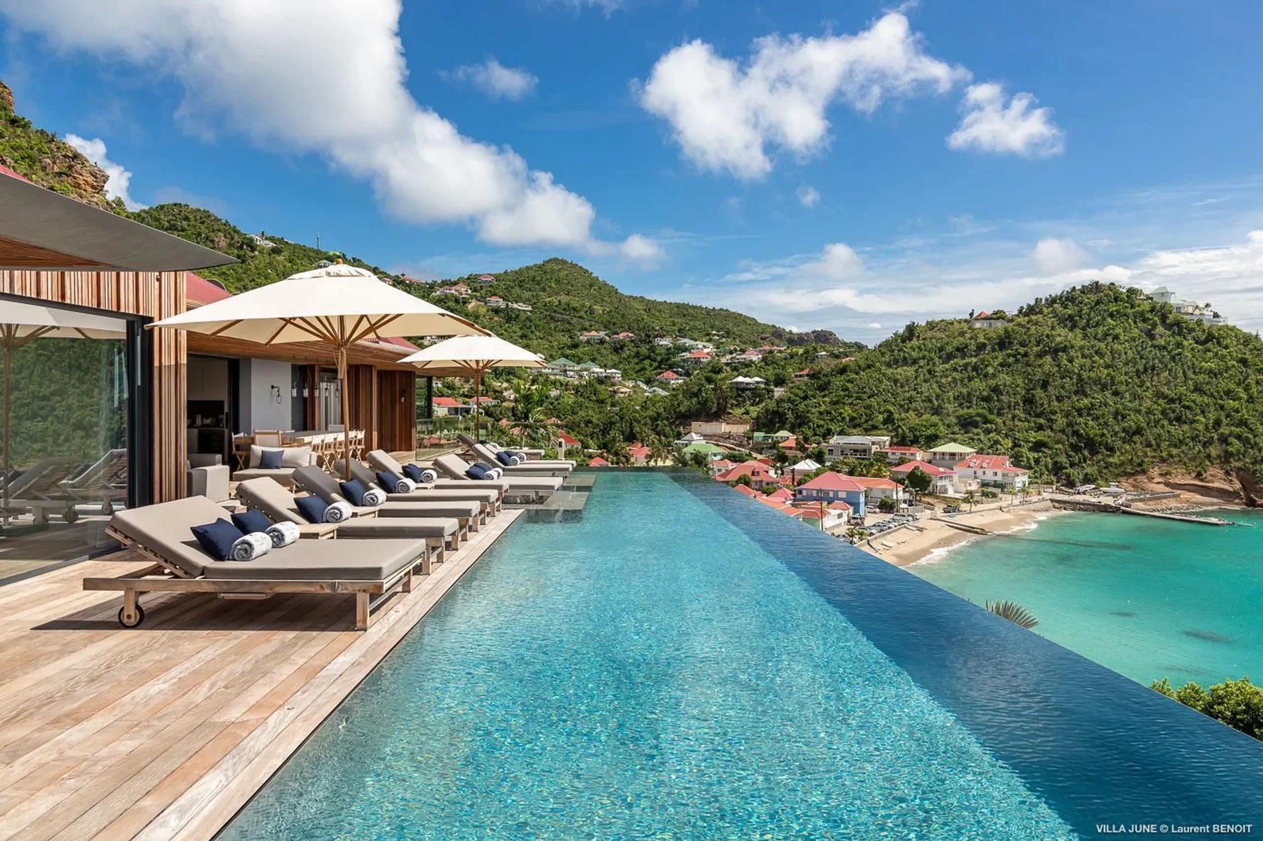 Breathtaking Luxury Corossol Ocean View Villa with Infinity Pool, Corossol