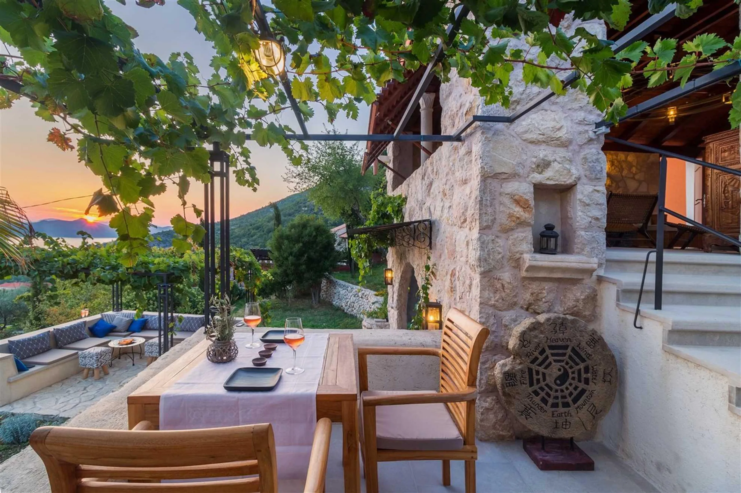 Calming Minimalistic Villa with Private Pool Near Dubrovnik and Sea Views — photograph 11