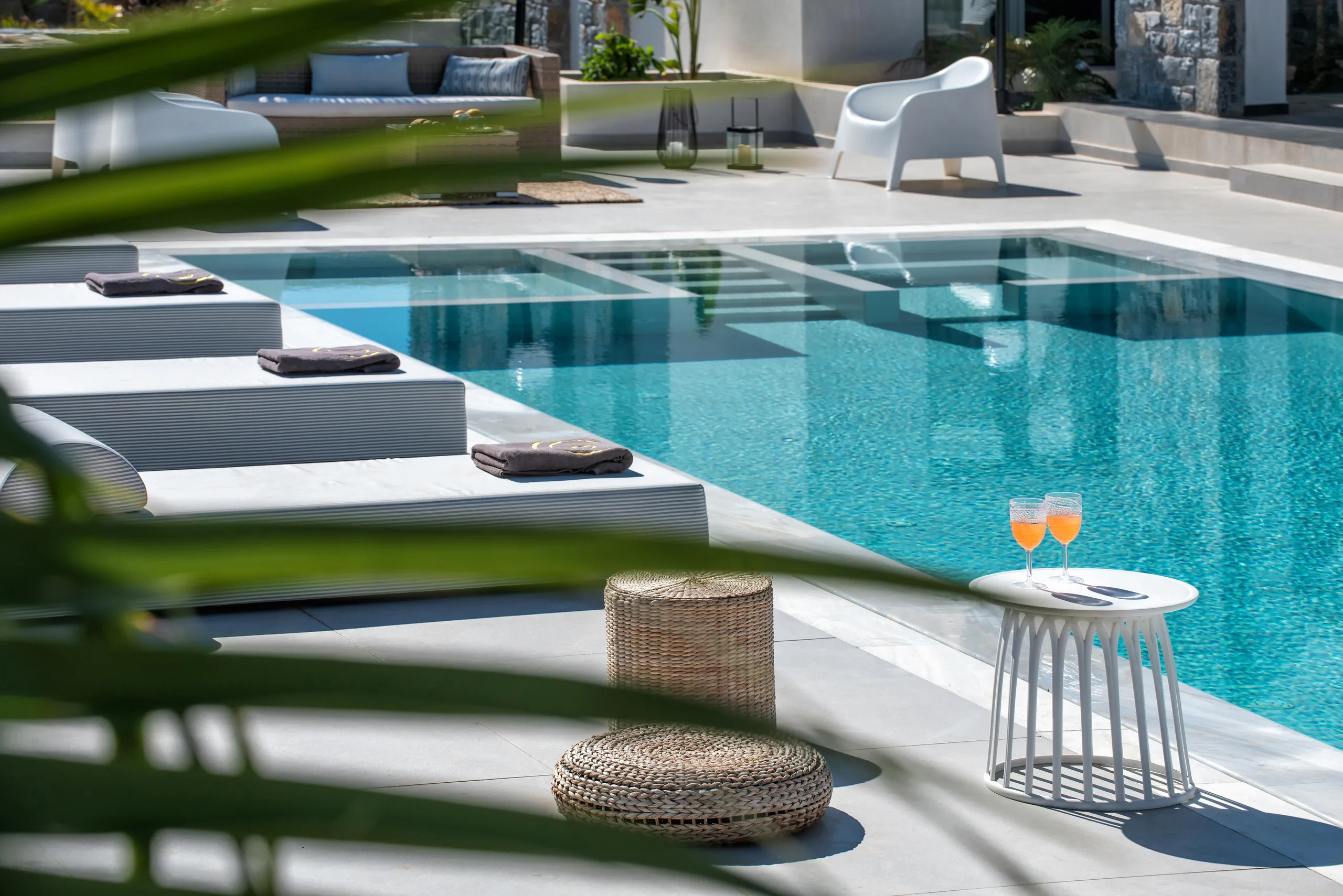 Eco-Friendly Villa with Big Private Pool, Jacuzzi, and Mediterranean Sea Access in Crete Island — photograph 10