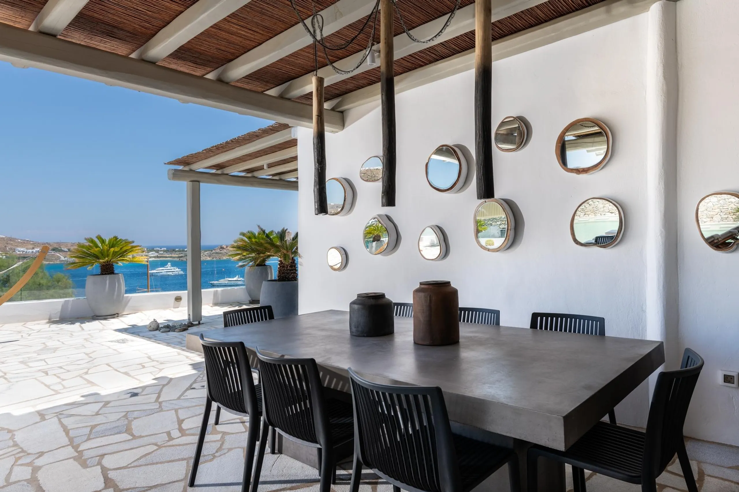 Grandiose Mykonos Estate with Private Pool and Stunning Views — photograph 5
