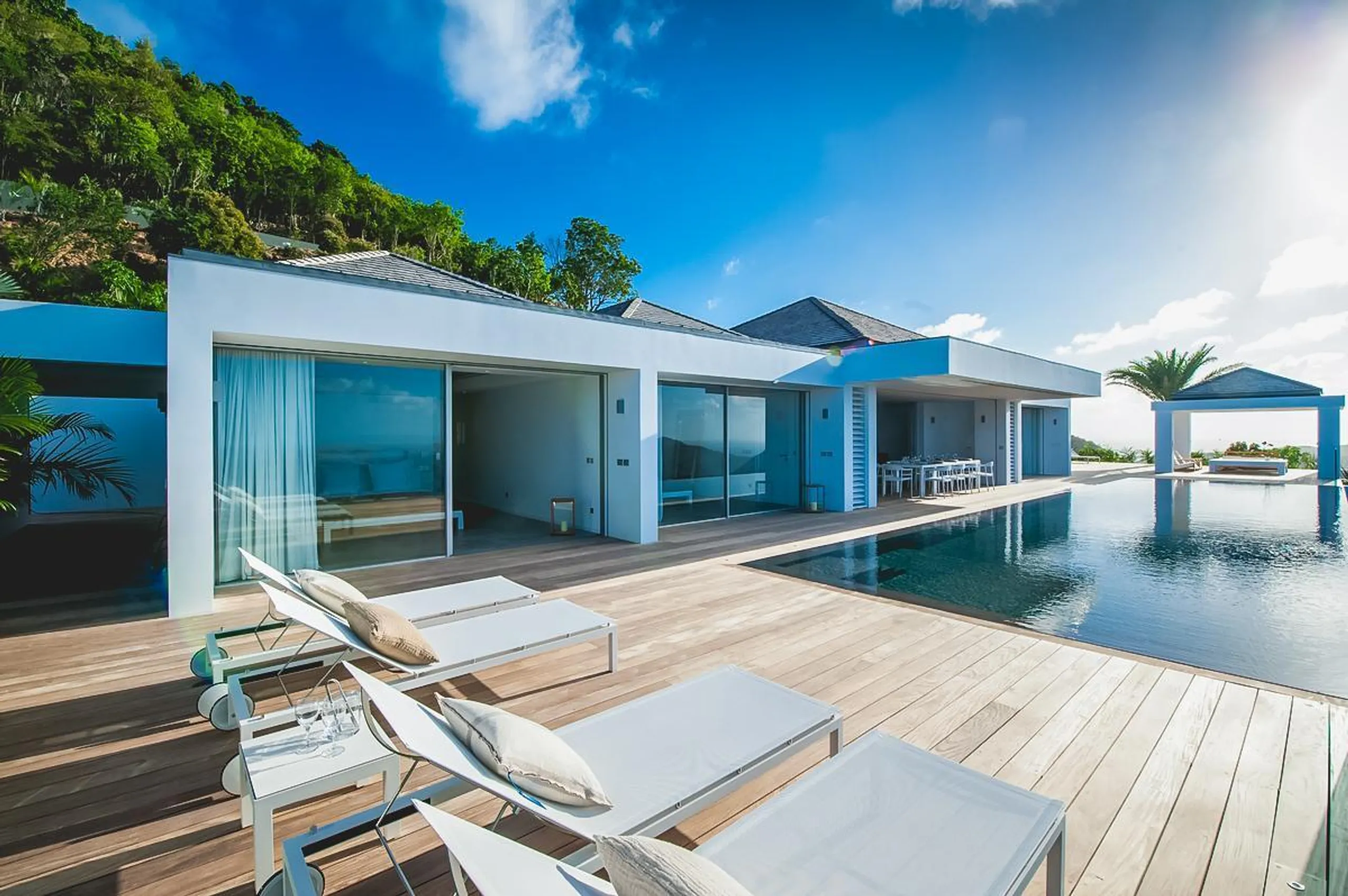 Superb Seaview Villa with Infinity Pool and Fitness Center — photograph 7