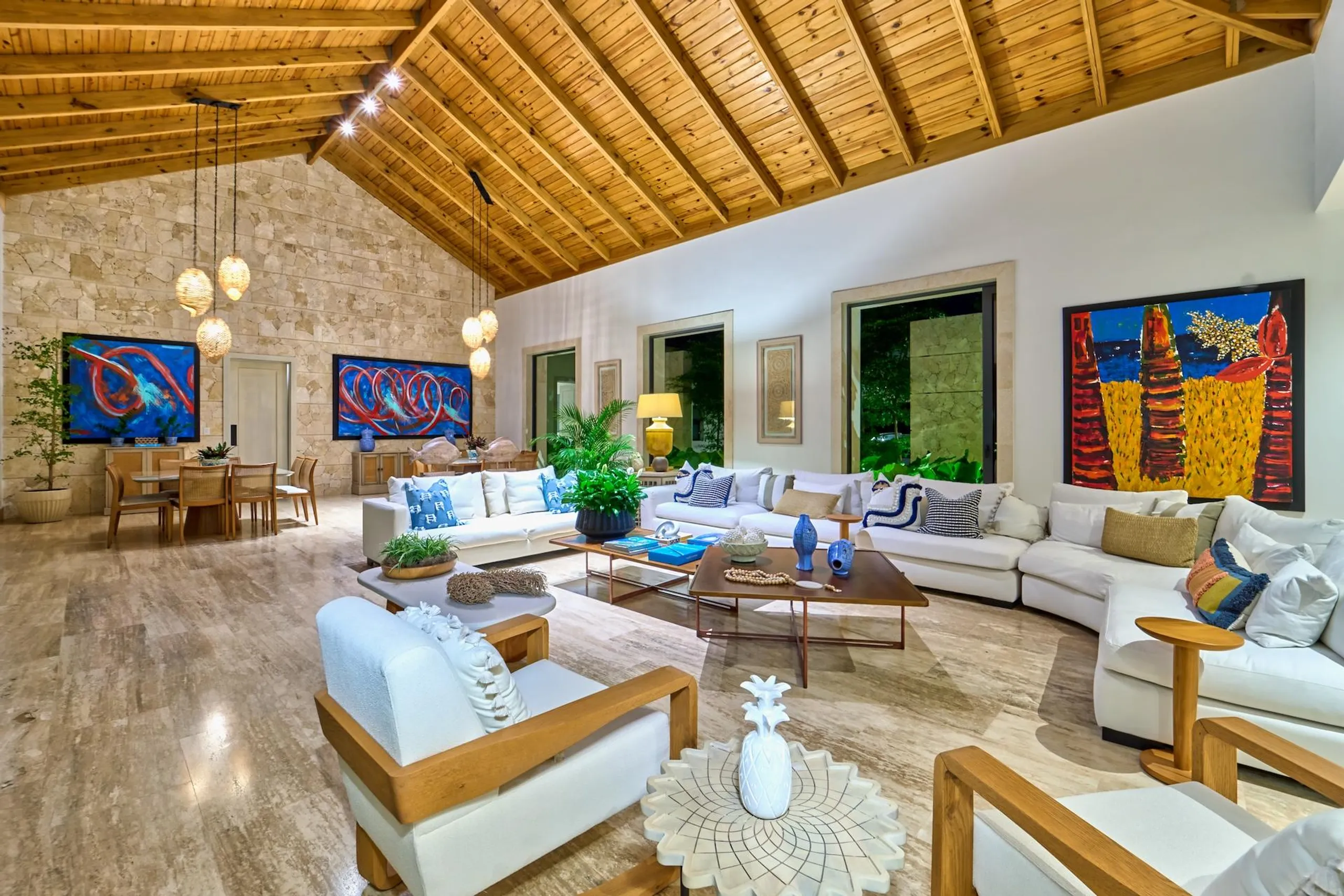 Deluxe Newly Built Paradise with Private Pool and Modern Amenities — photograph 5