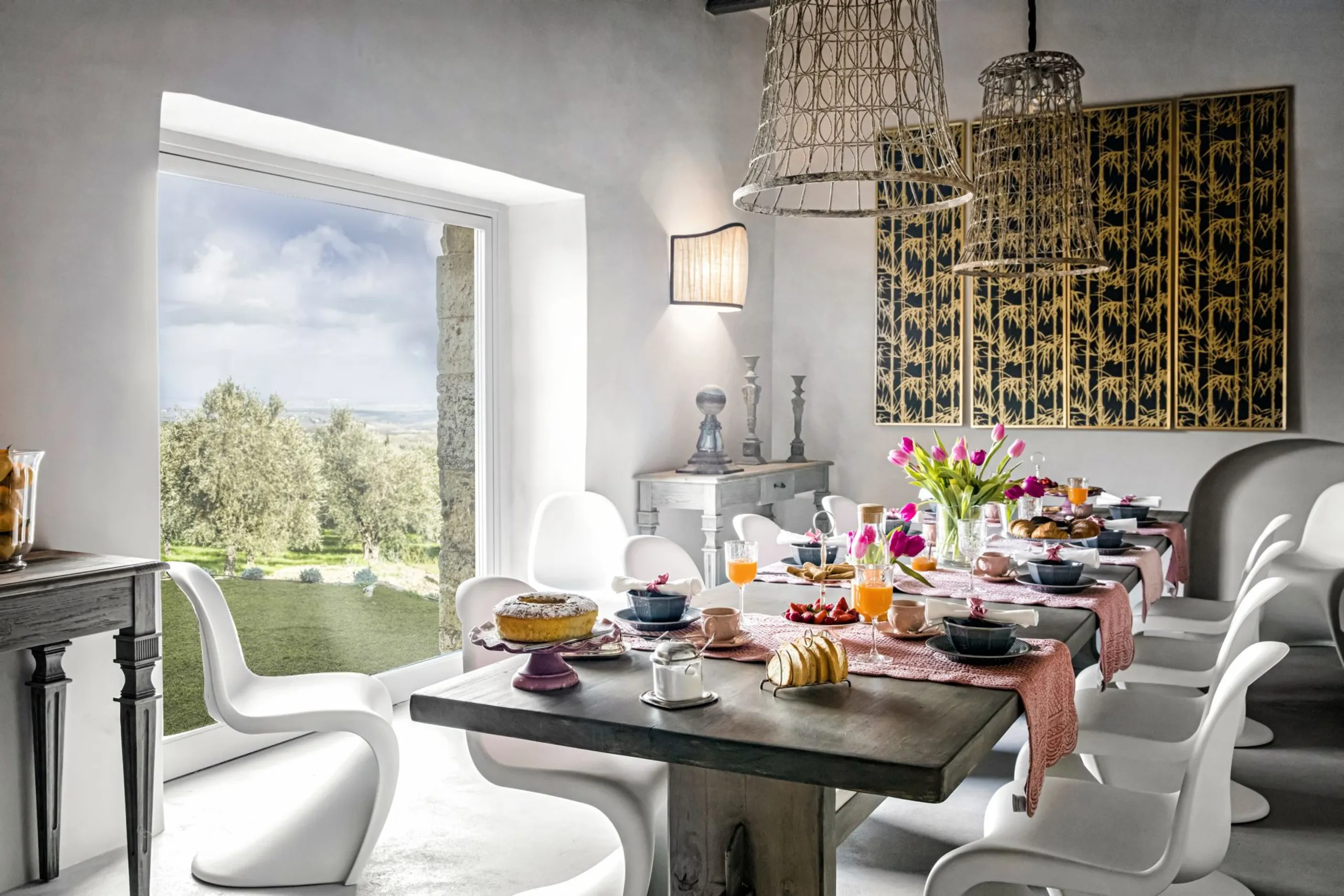Splendid Estate with Indoor Heated Pool and Countryside Views — photograph 7